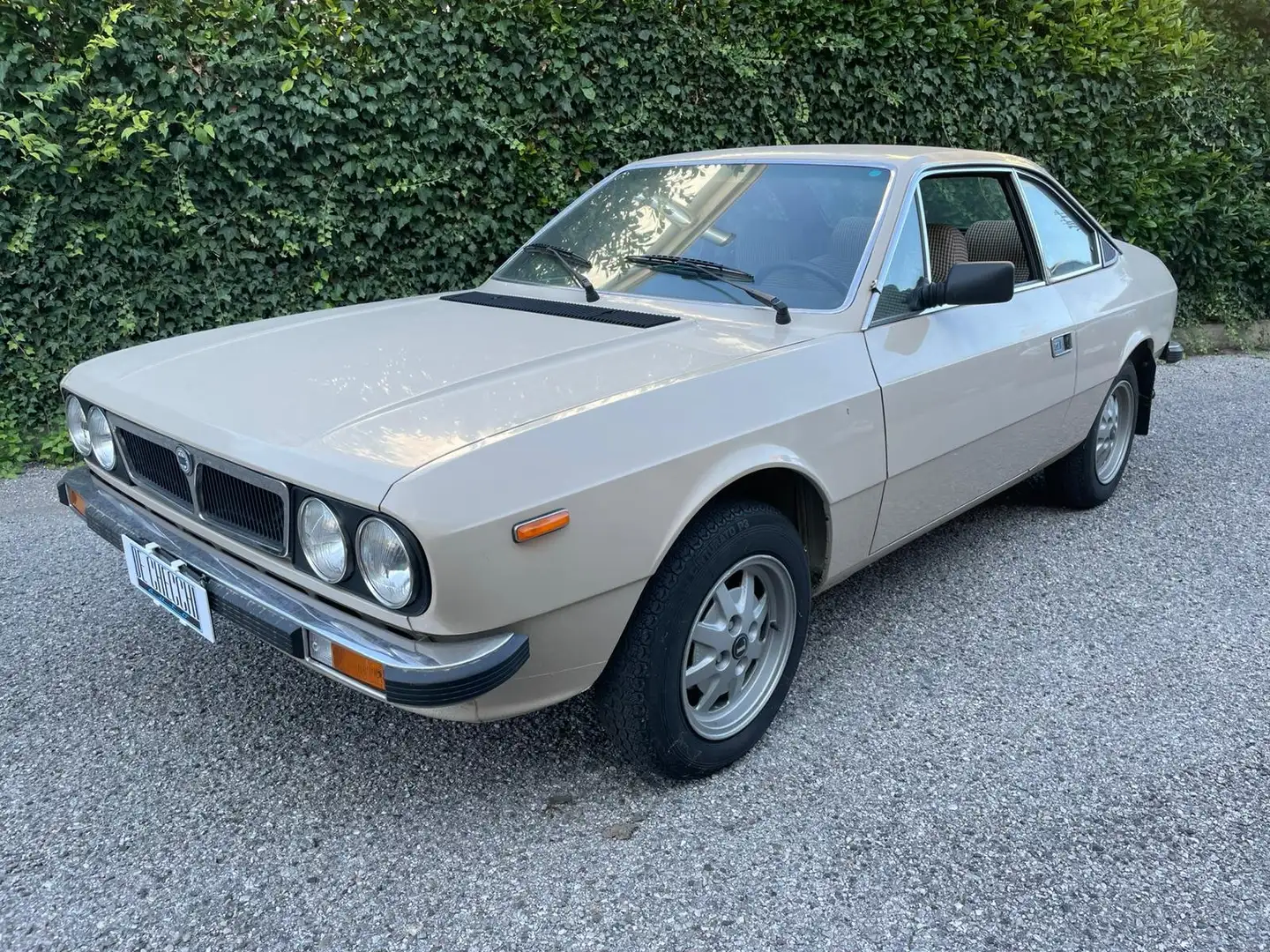 Lancia Beta Beta Coupe 1.3 Beige - 1