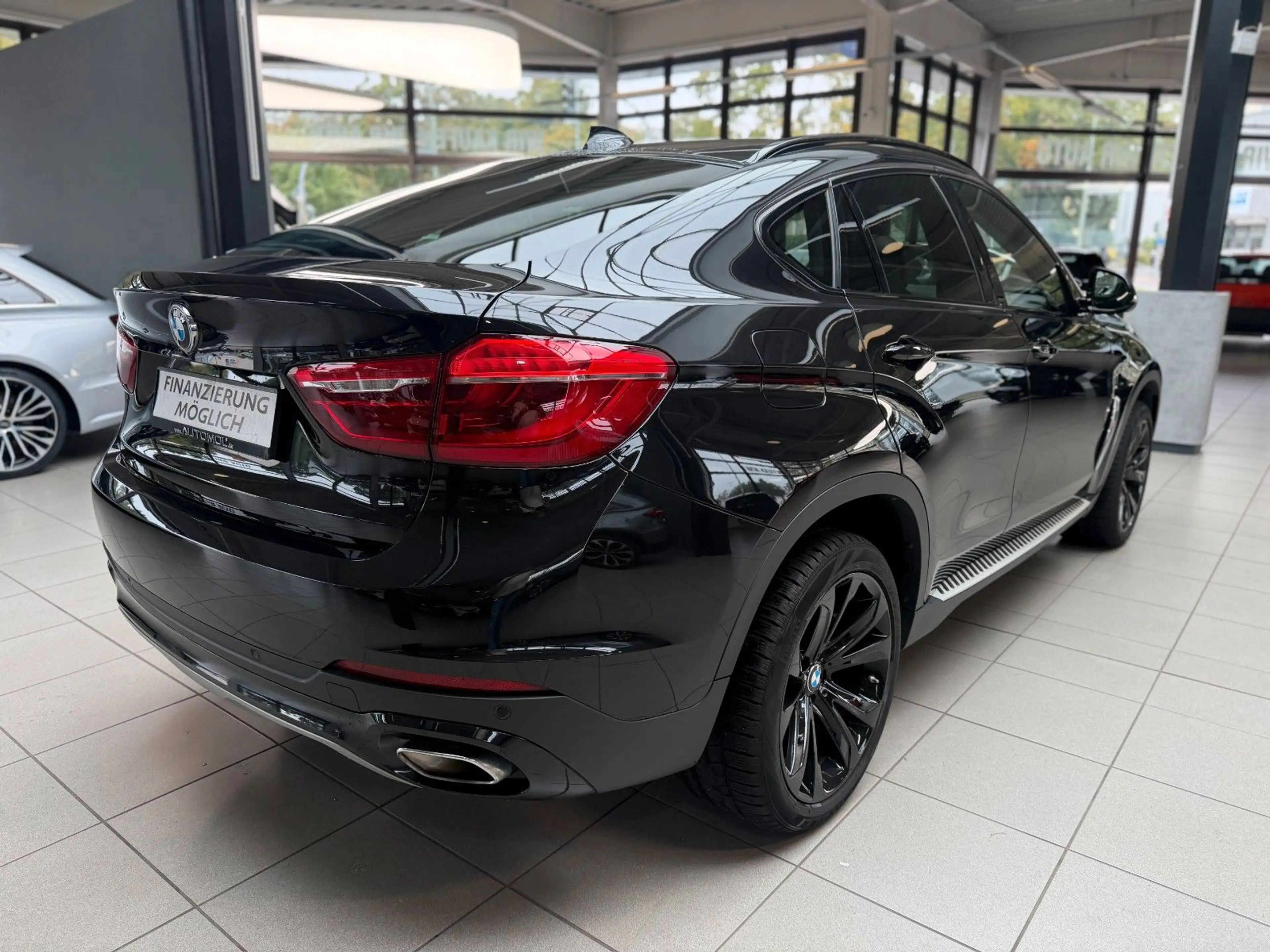 BMW X6 xDrive 30 d Wenig Km. — photo 5