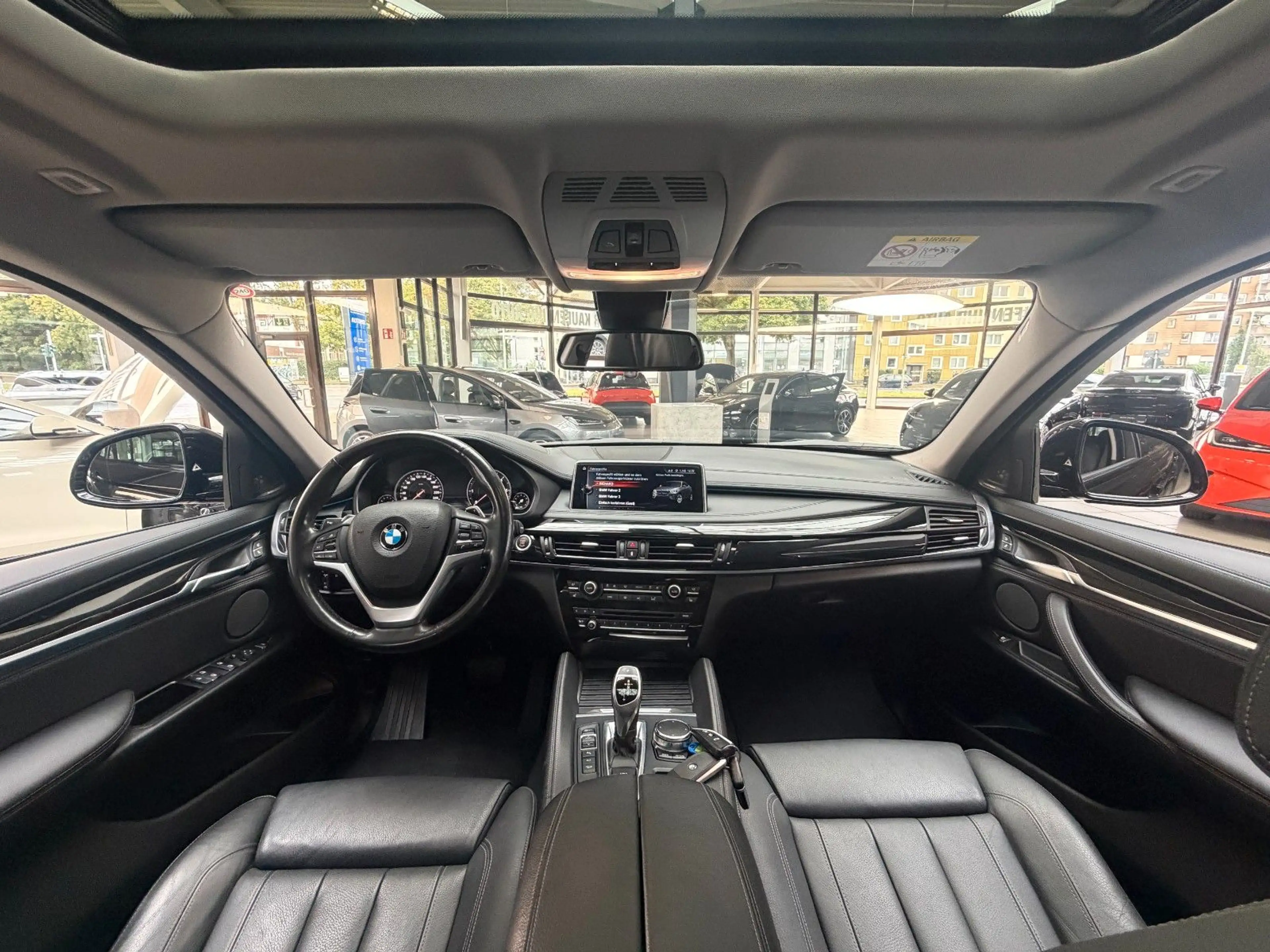 BMW X6 xDrive 30 d Wenig Km. — photo 12