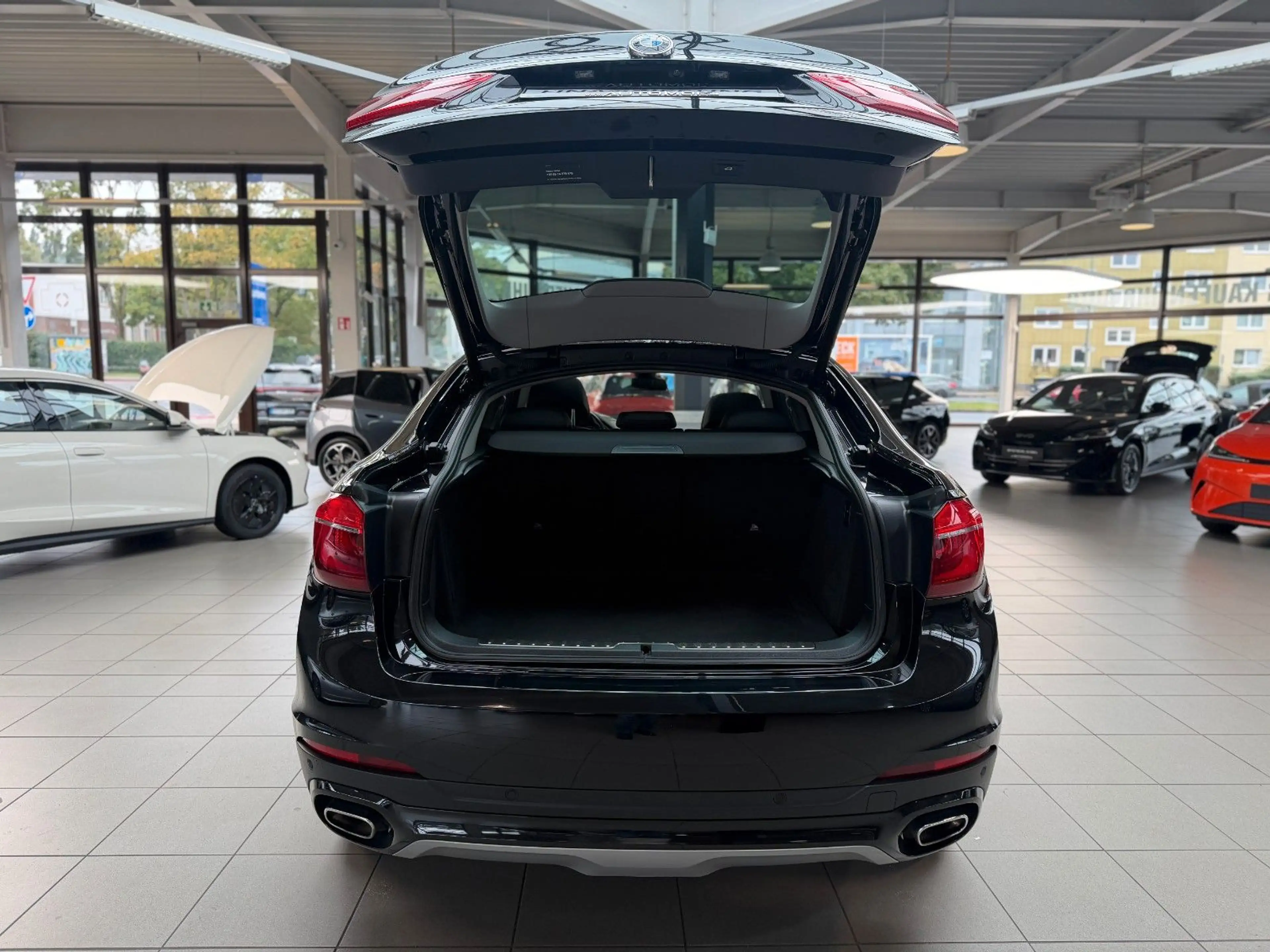 BMW X6 xDrive 30 d Wenig Km. — photo 7