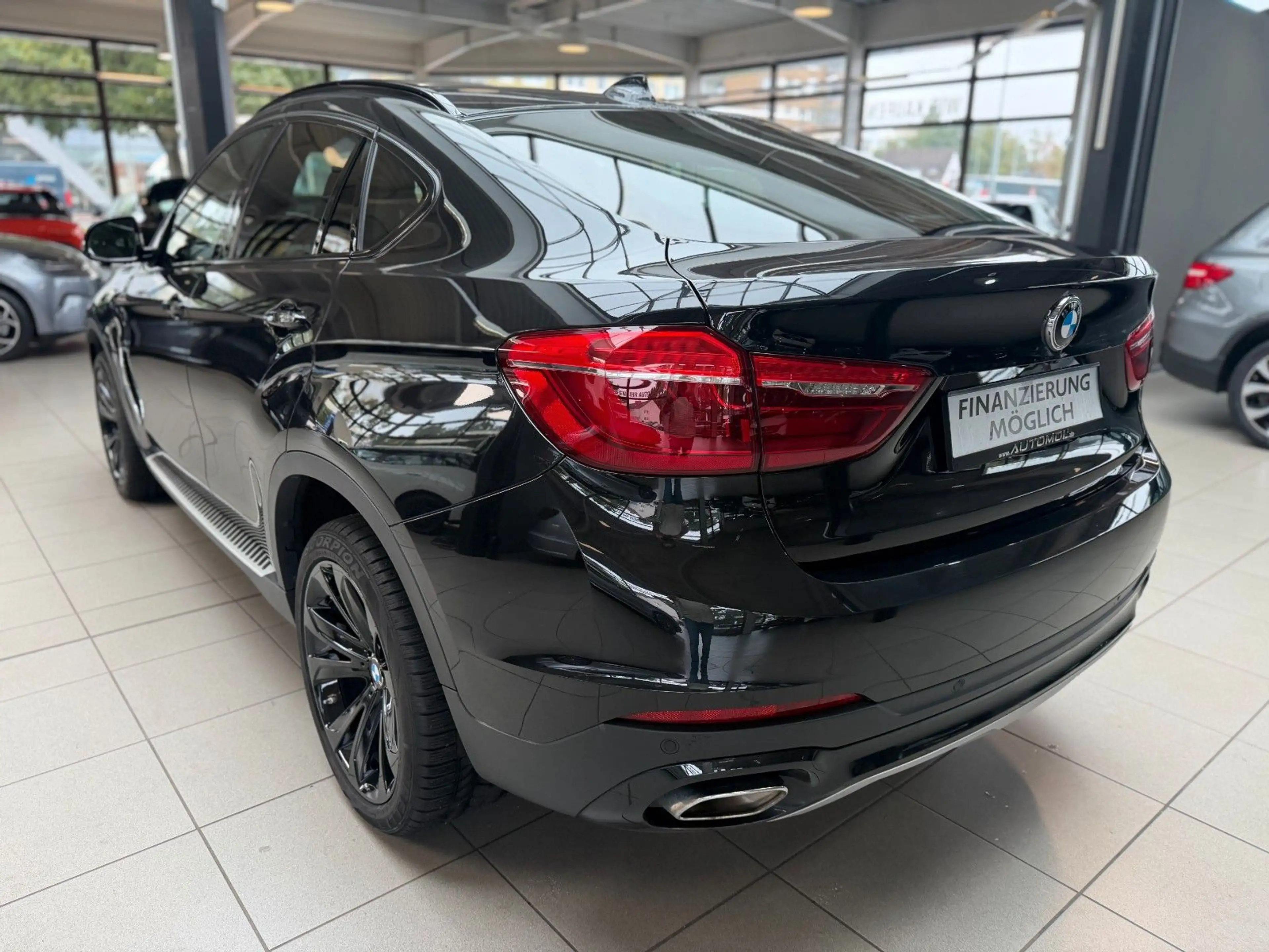 BMW X6 xDrive 30 d Wenig Km. — photo 4