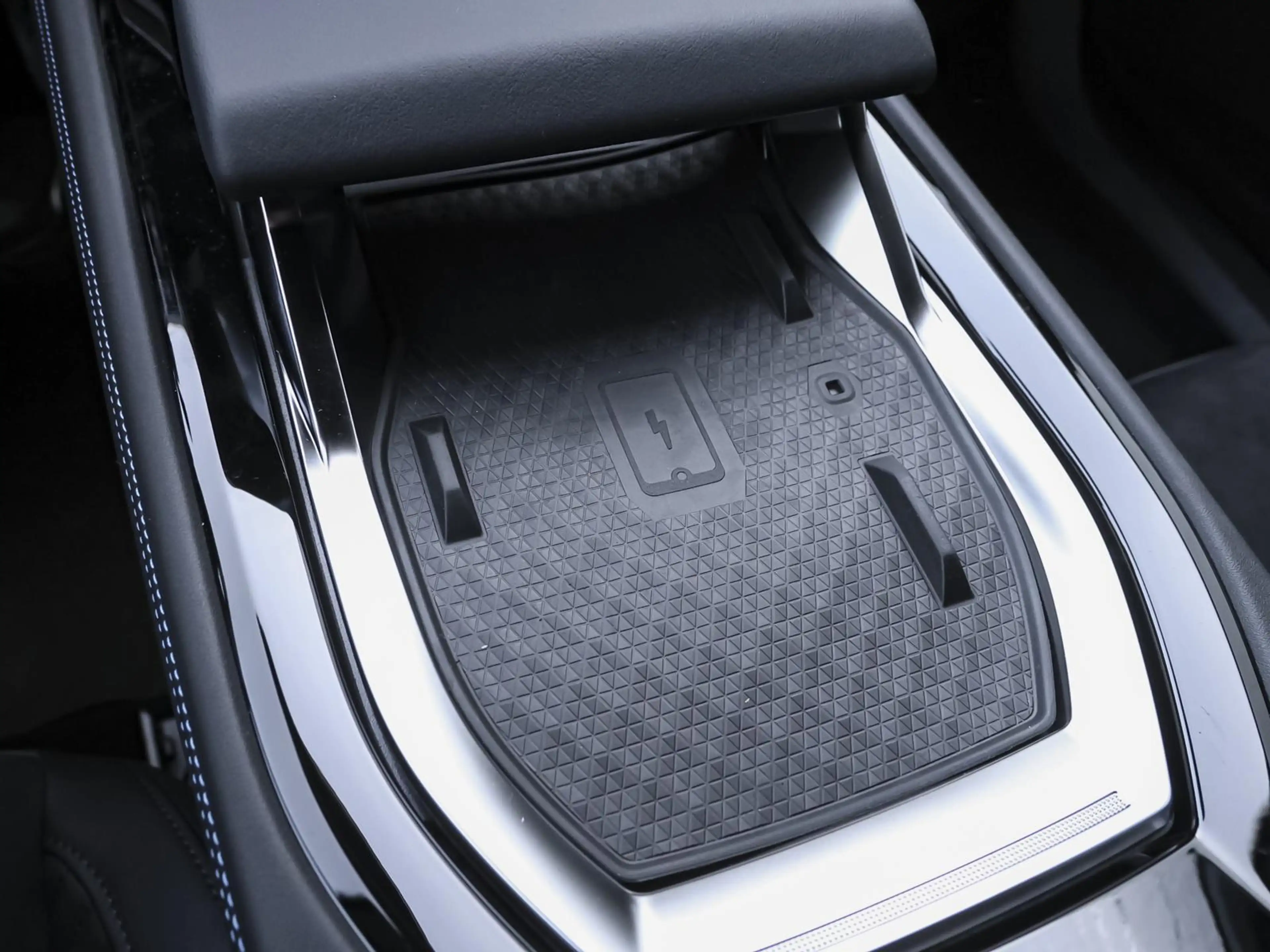 Renault Rafale Esprit Alpine Full Hybrid E-Tech 200 GJR — photo 6