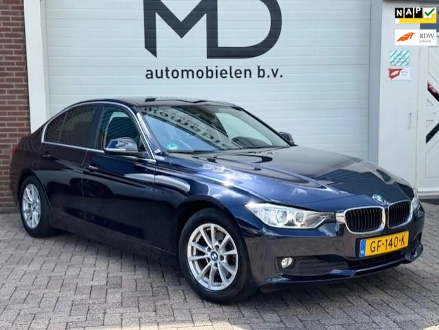 BMW 320 3-serie 320i Edition Executive - Dealer onderhoude Blau - 1