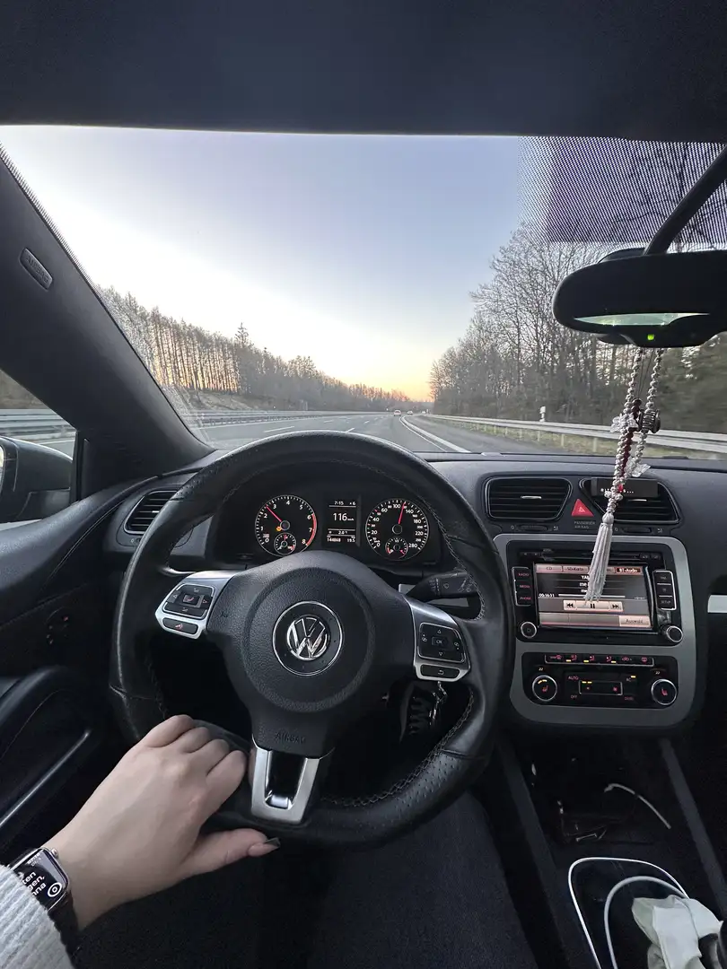 Volkswagen Scirocco 1.4 TSI Grau - 2