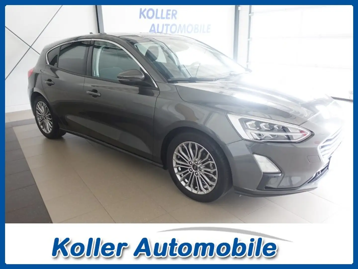 Ford Focus 1.0 ECO Boost Titanium Gris - 1