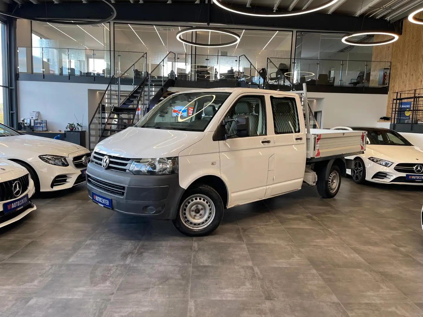 Volkswagen T5 Transporter Pritsche Doppelkabine *AHK*Klima Weiß - 1