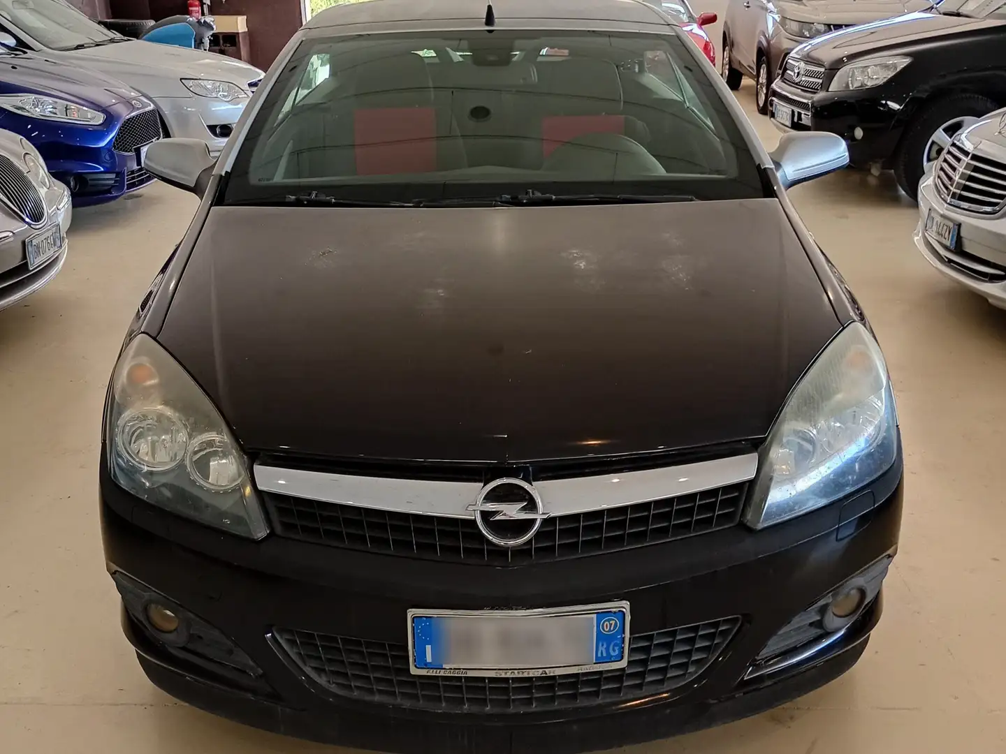 Opel Astra Twintop 1.6 Cosmo 115cv Schwarz - 2