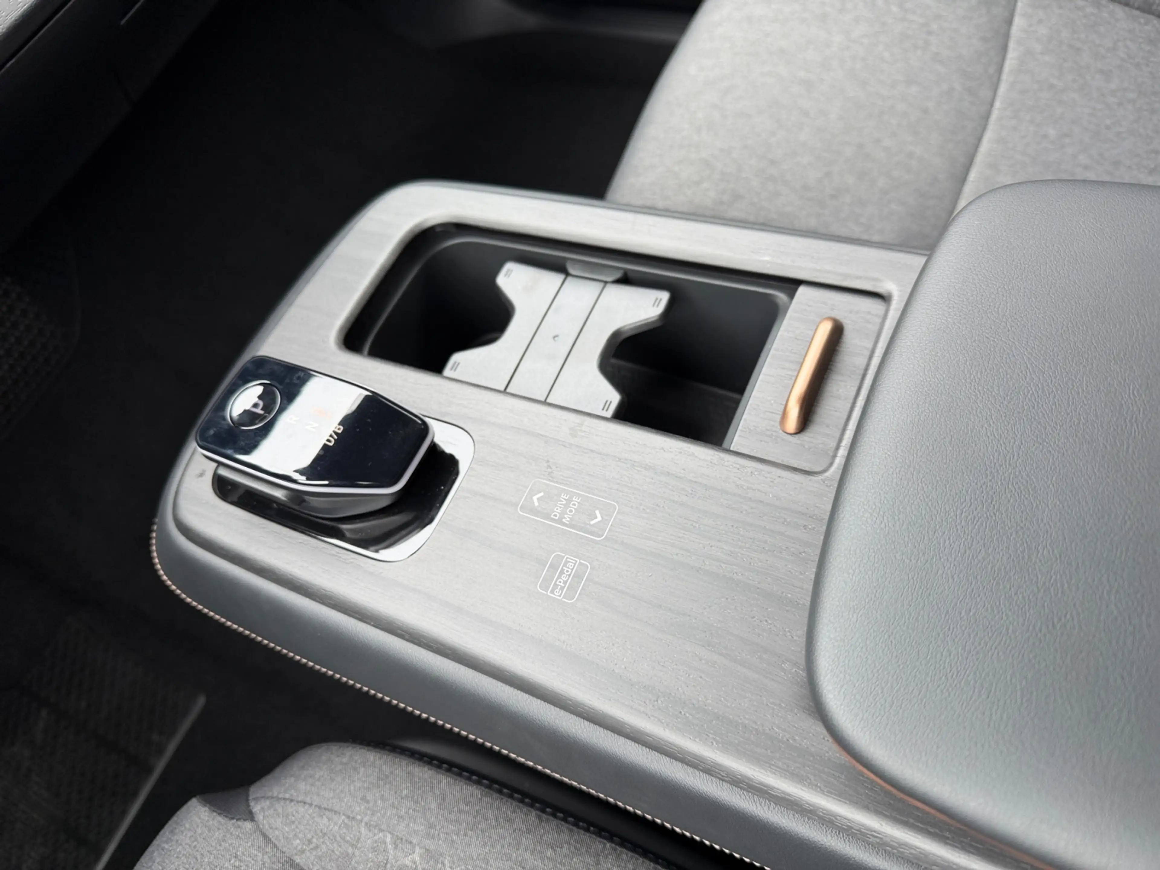 Nissan Ariya 63KWH*217PK*ENGAGE*NAVI*CARPLAY*ANDROIDAUTO*CAMERA*GARANTIE — photo 13