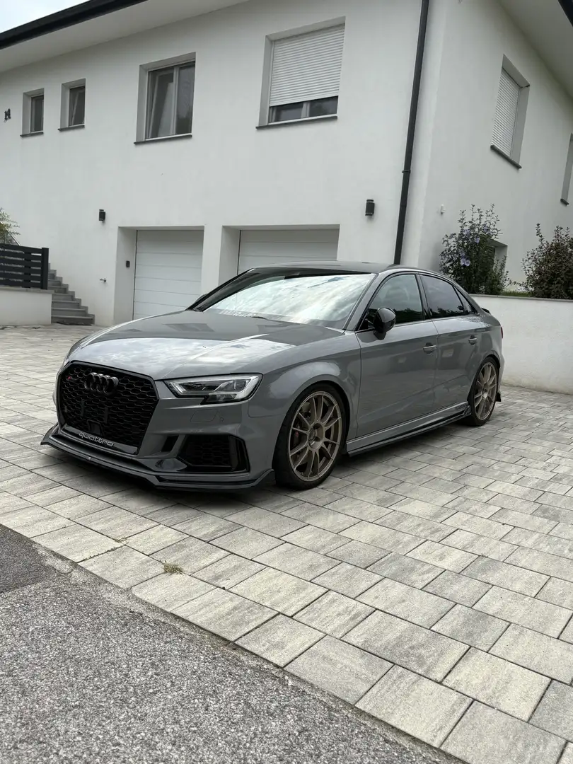 Audi RS3 SB 2,5 TFSI quattro S-tronic Grau - 1