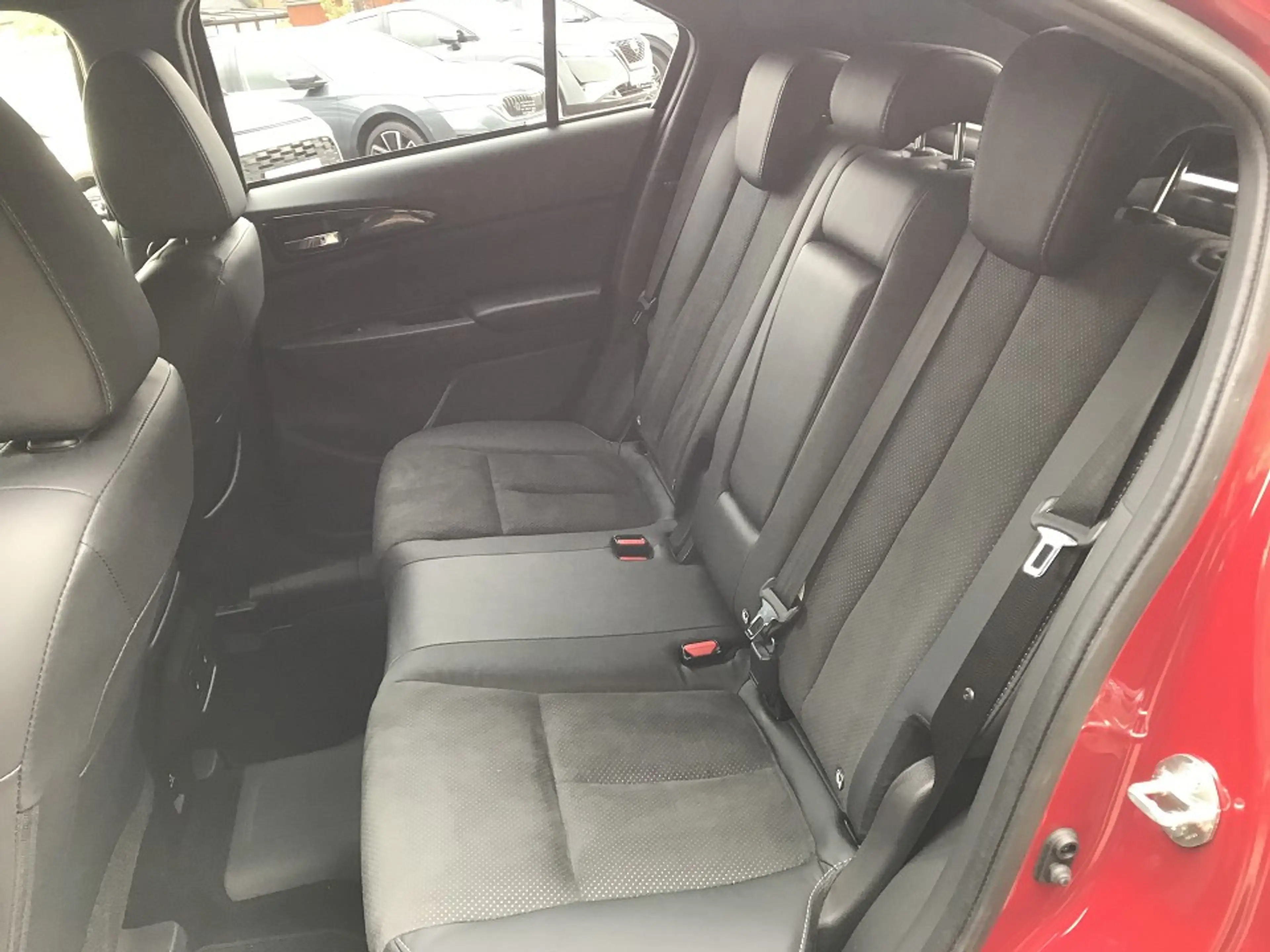 Mitsubishi Eclipse Cross Plug-in Hybrid Plus Navi Plus Select Black 4WD — photo 14