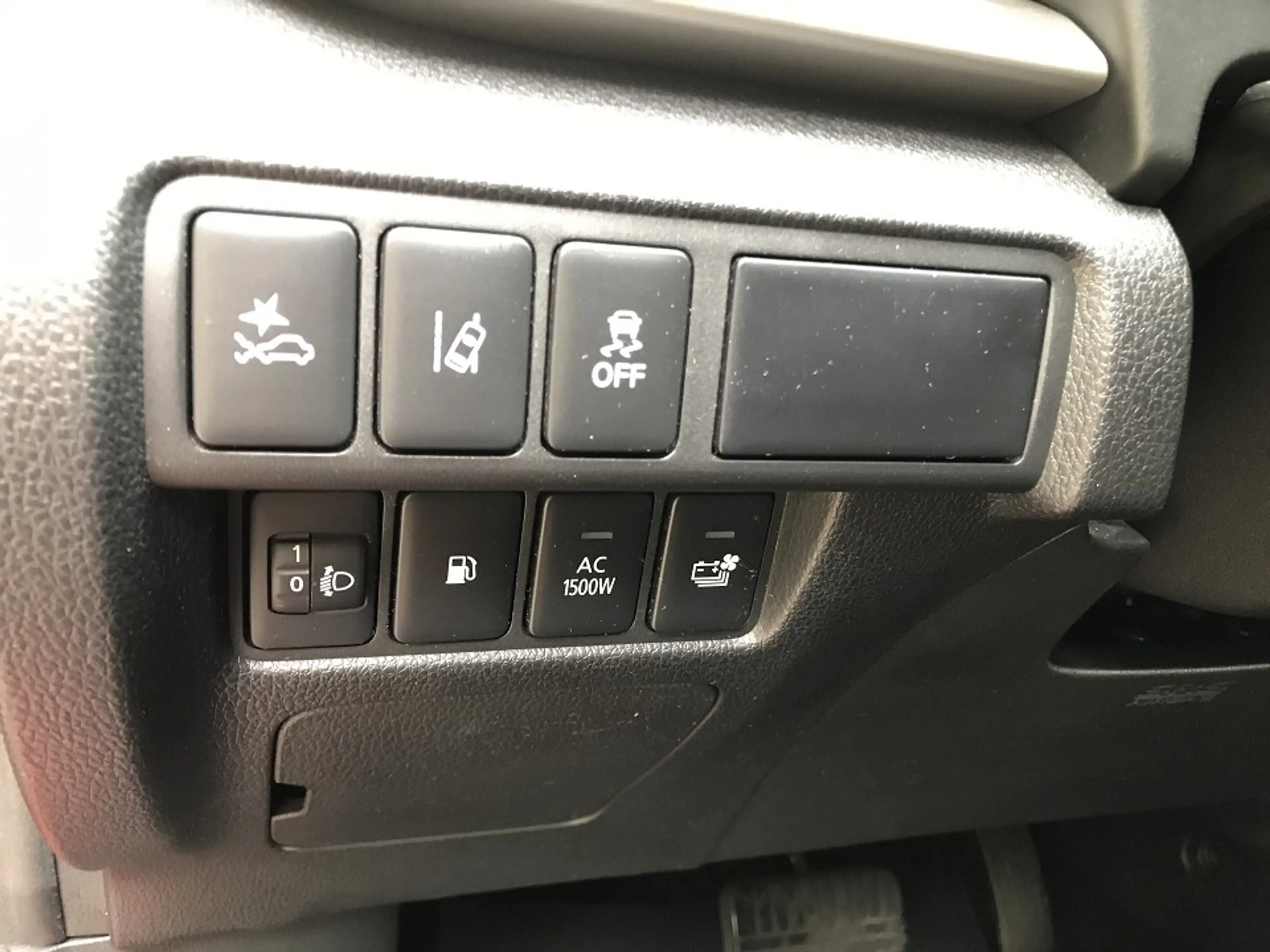 Mitsubishi Eclipse Cross Plug-in Hybrid Plus Navi Plus Select Black 4WD — photo 10