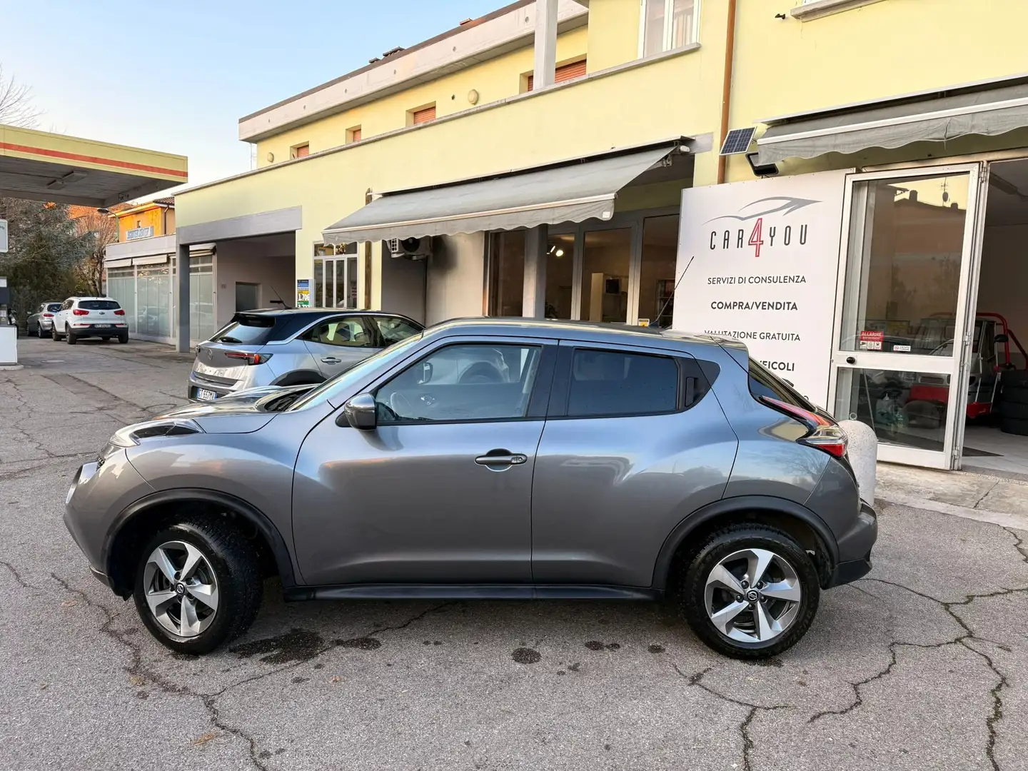 Nissan Juke 1.6 Acenta Gpl 115cv, ADATTA A NEOPATENTATI! Gris - 2
