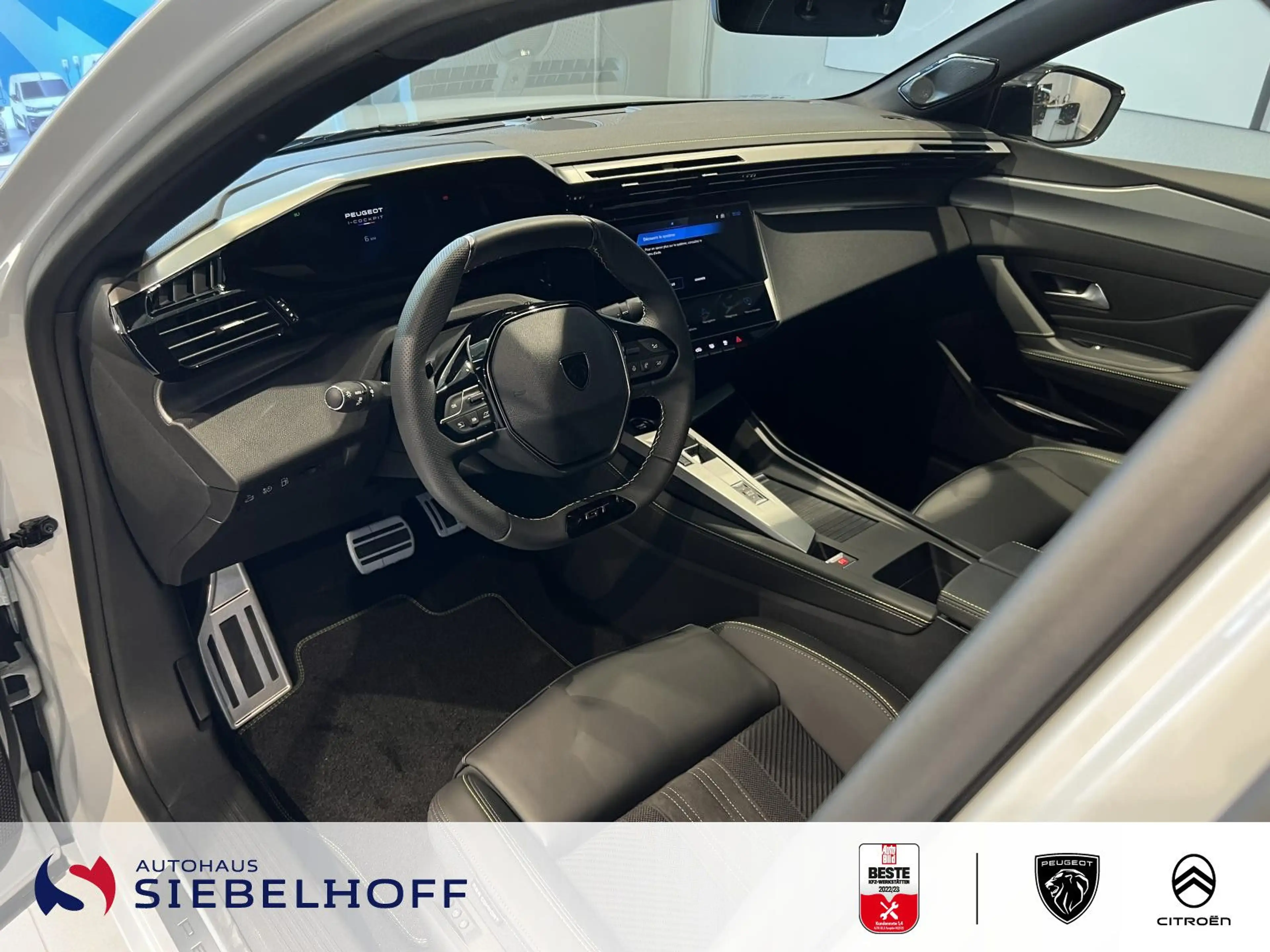 Peugeot 408 Business GT EXCLUSIVE Plug-In Hybrid 240 e-D — photo 10