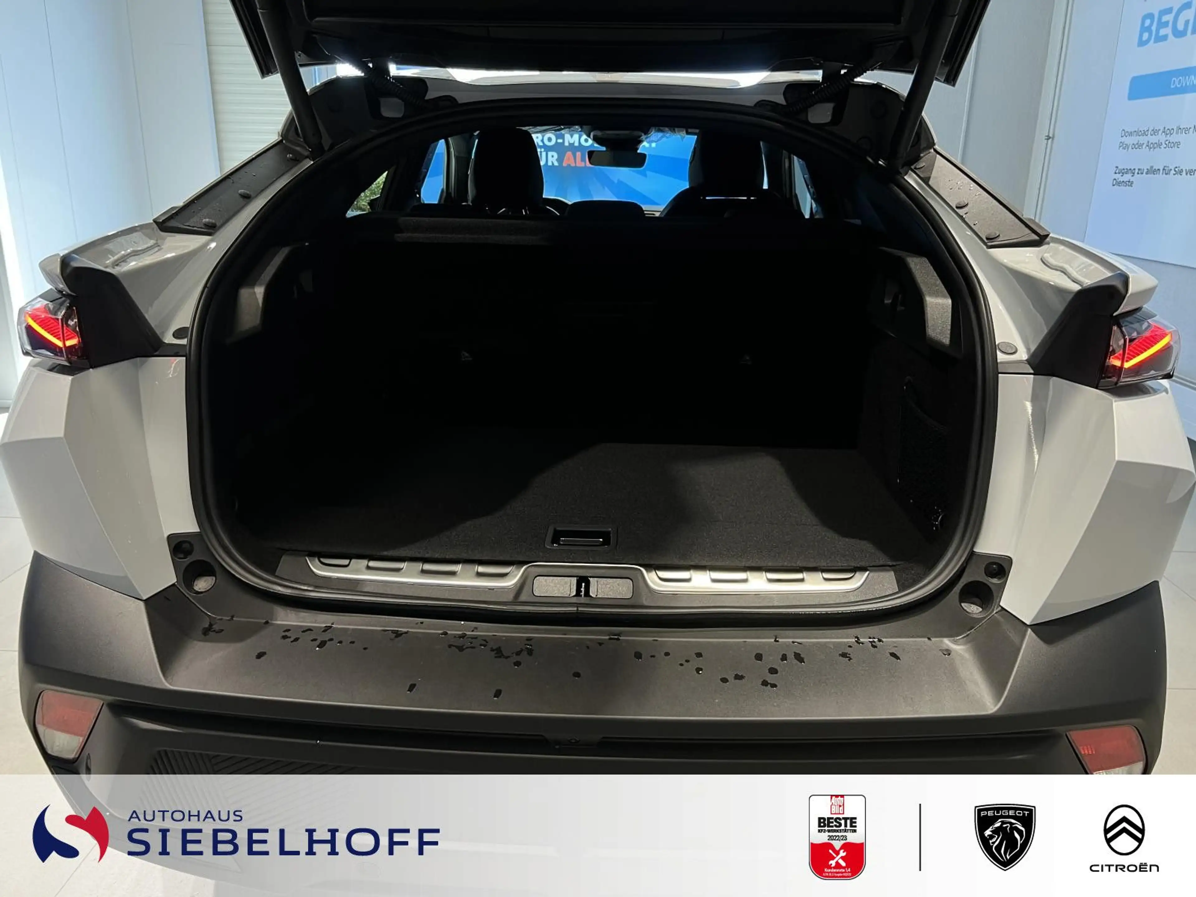 Peugeot 408 Business GT EXCLUSIVE Plug-In Hybrid 240 e-D — photo 7