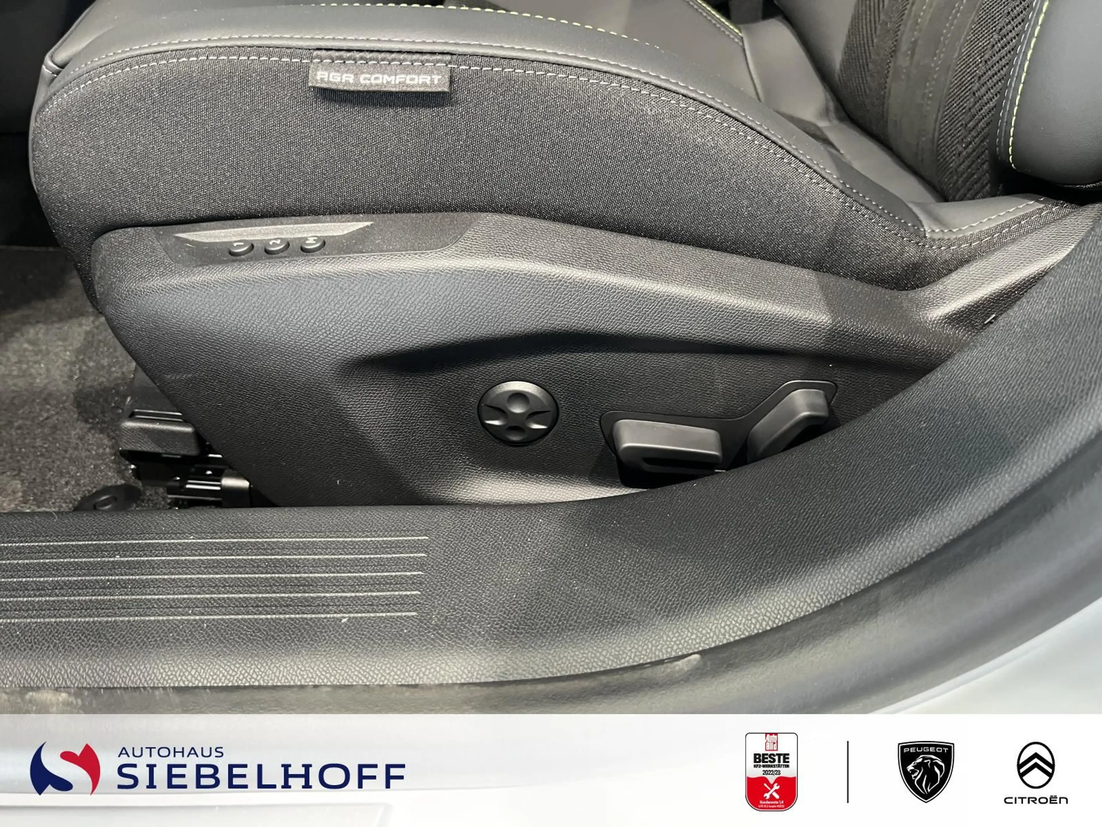 Peugeot 408 Business GT EXCLUSIVE Plug-In Hybrid 240 e-D — photo 12