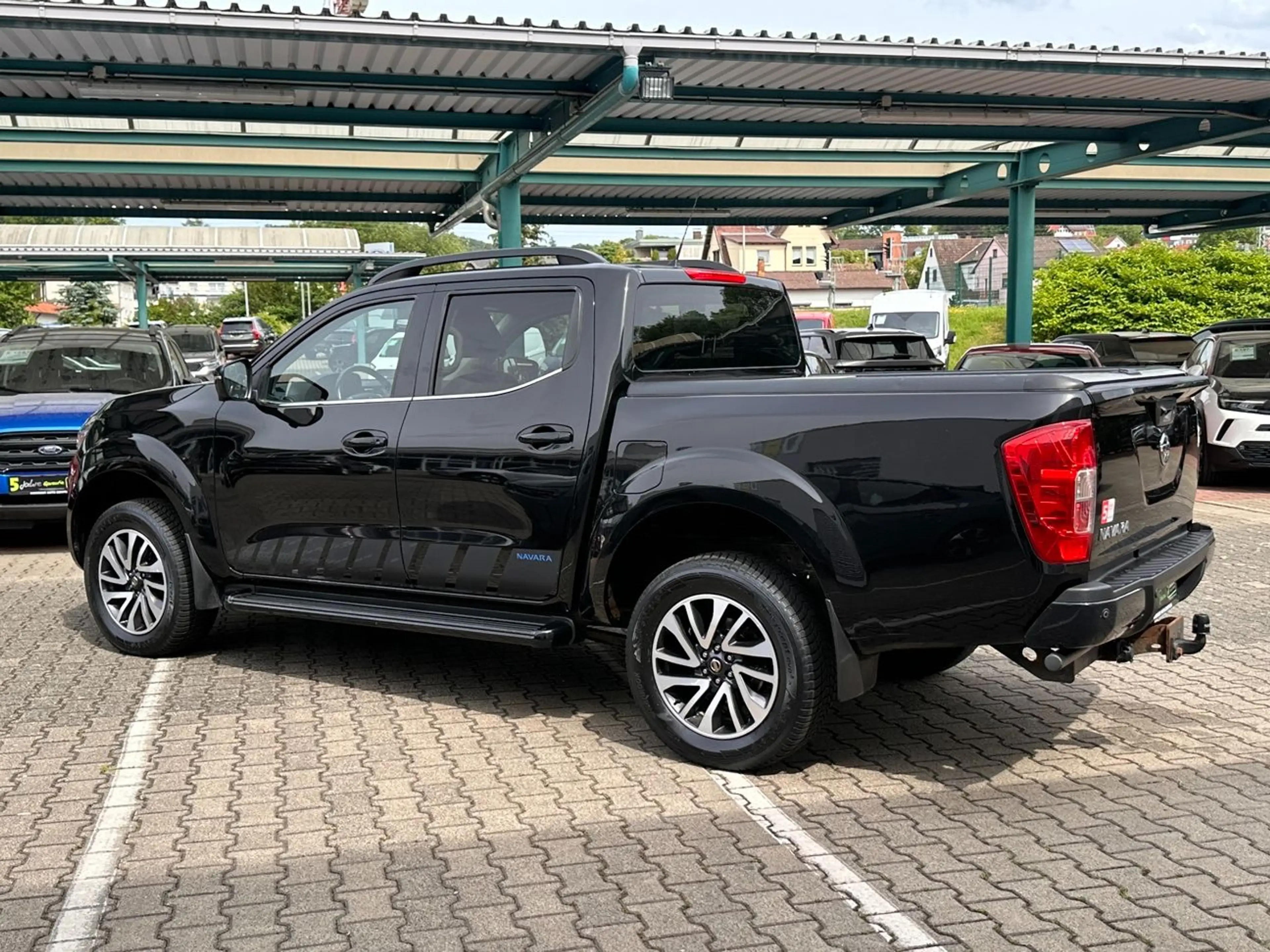 Nissan Navara DoKa 2.3 dCi 4x4 N-Guard *AHK*Kamera*Navi* — photo 8