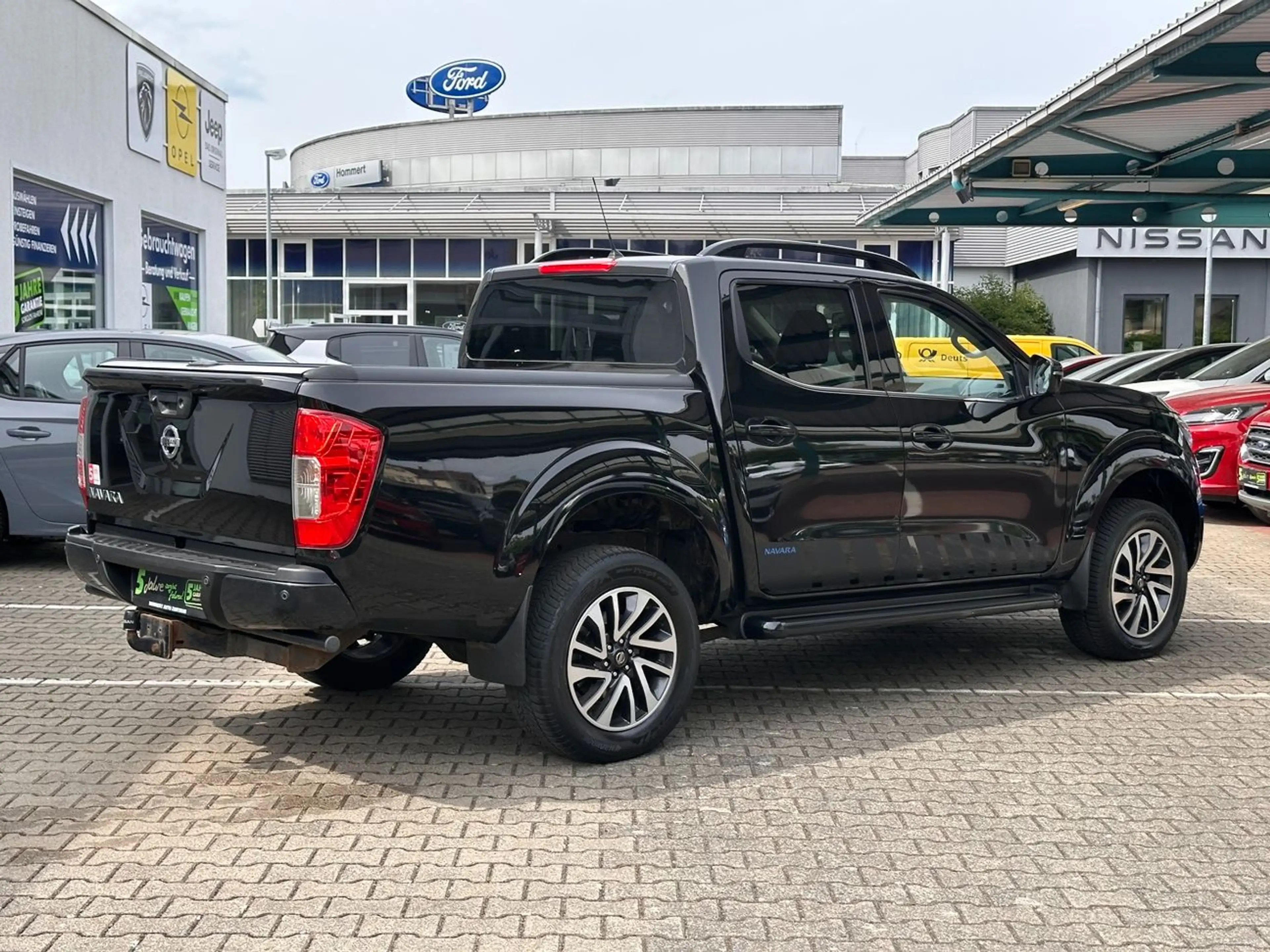 Nissan Navara DoKa 2.3 dCi 4x4 N-Guard *AHK*Kamera*Navi* — photo 5