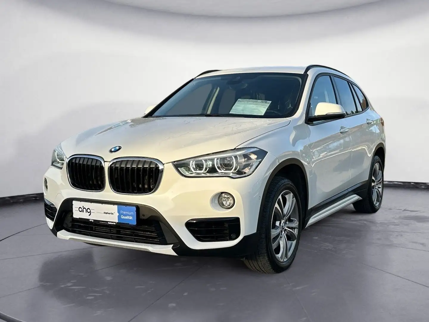 BMW X1 xDrive20i Sport Line Navi Aut. PDC Sitzheizun Blanc - 2