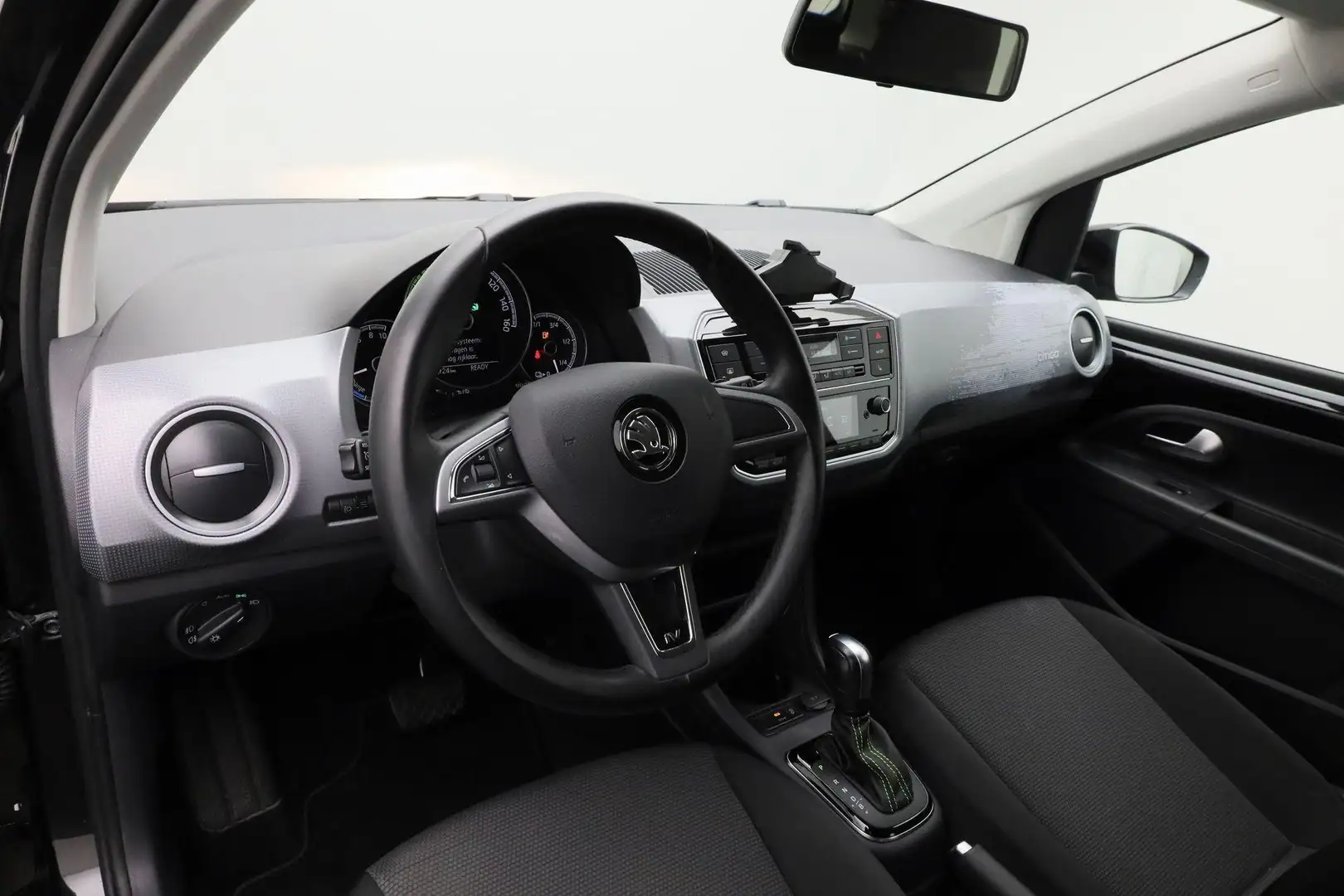 Skoda Citigo e-iV EV Style 83 pk | Stoelverwarming | Parkeersen Zwart - 2