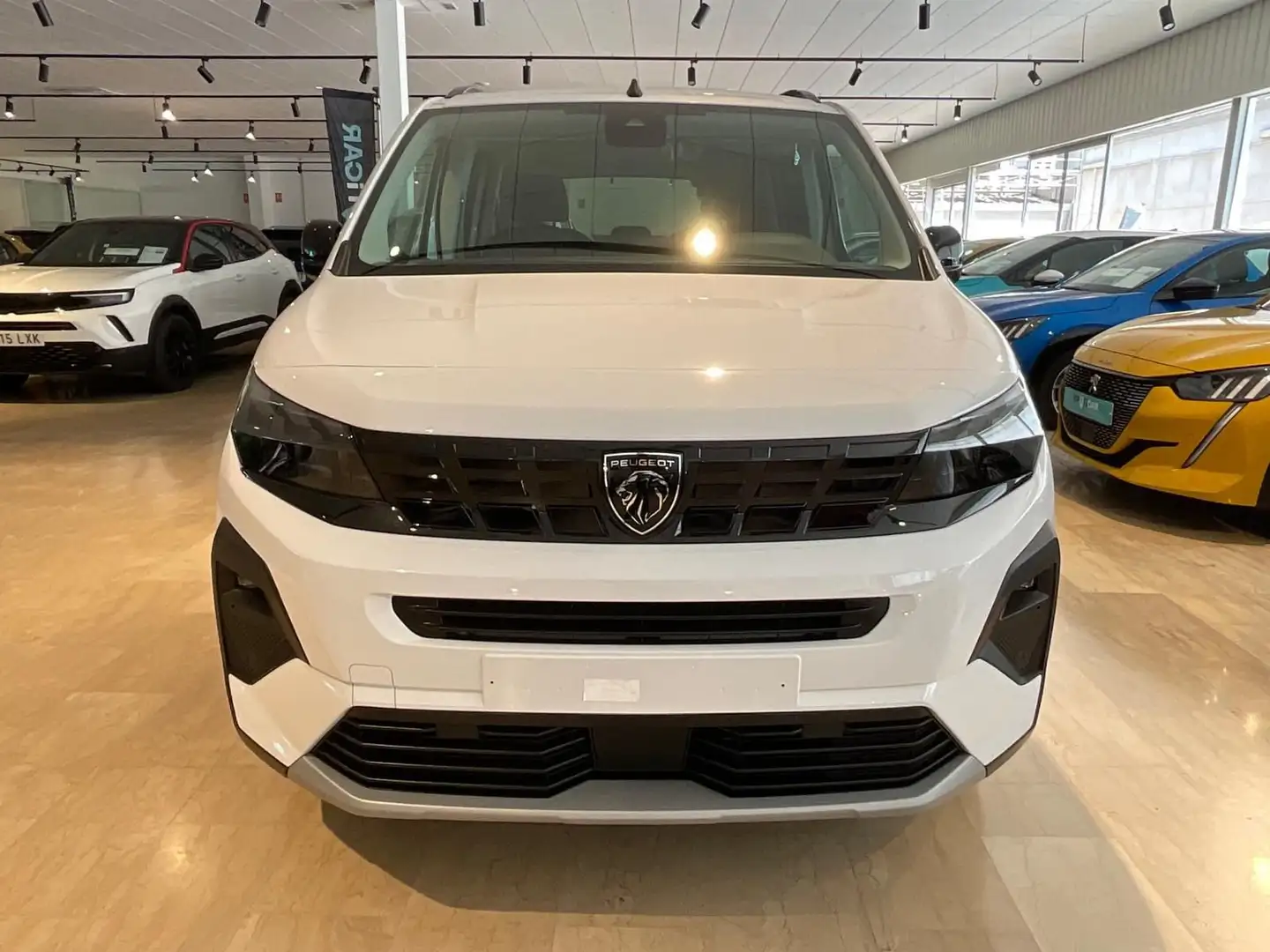 Peugeot Rifter BlueHDi 130 EAT8 GT Wit - 2