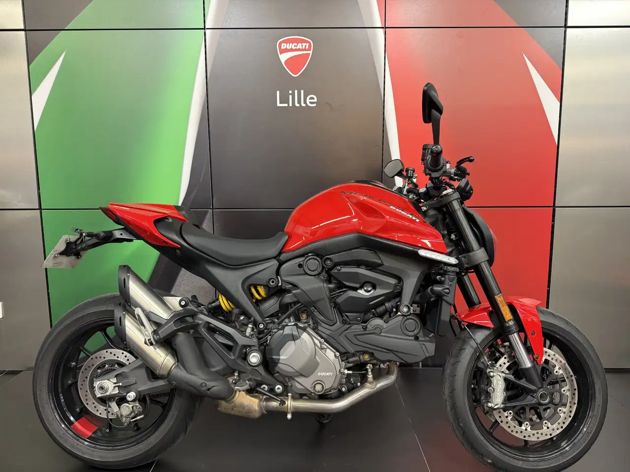 Ducati Monster 937