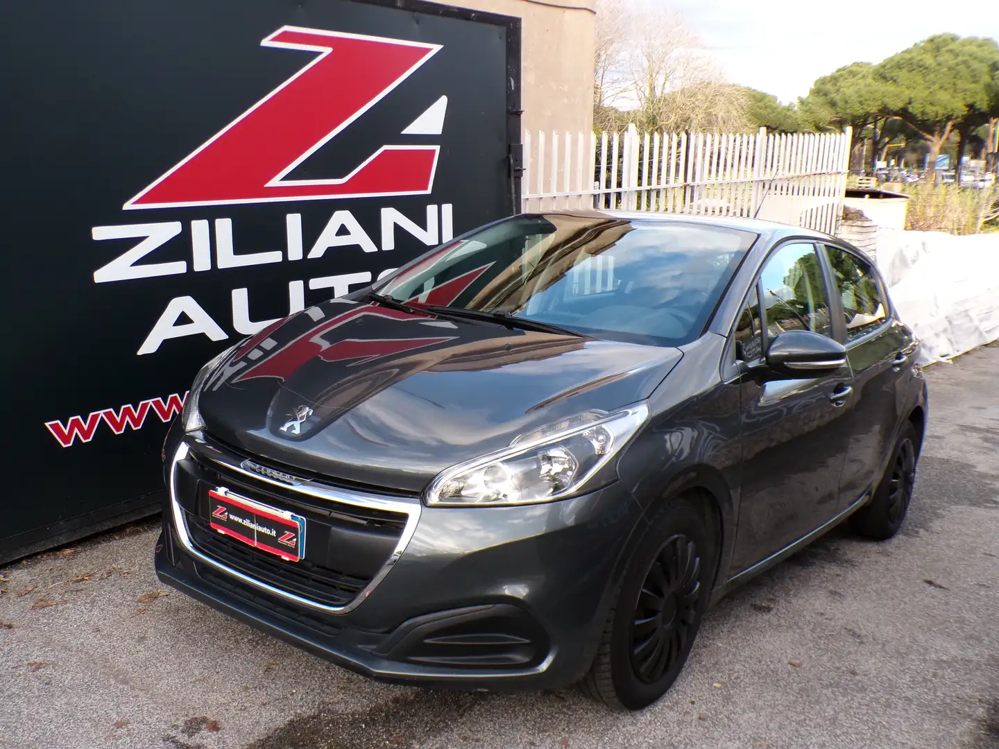 Peugeot 208 5p 1.6 bluehdi 75cv BLUETOOTH..CRUISE CONTROL.. Grau - 1