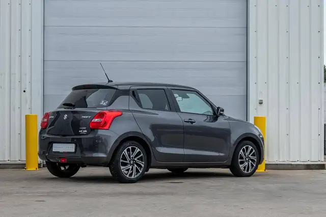 Suzuki Swift view 4
