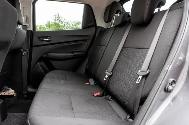 Suzuki Swift view 9