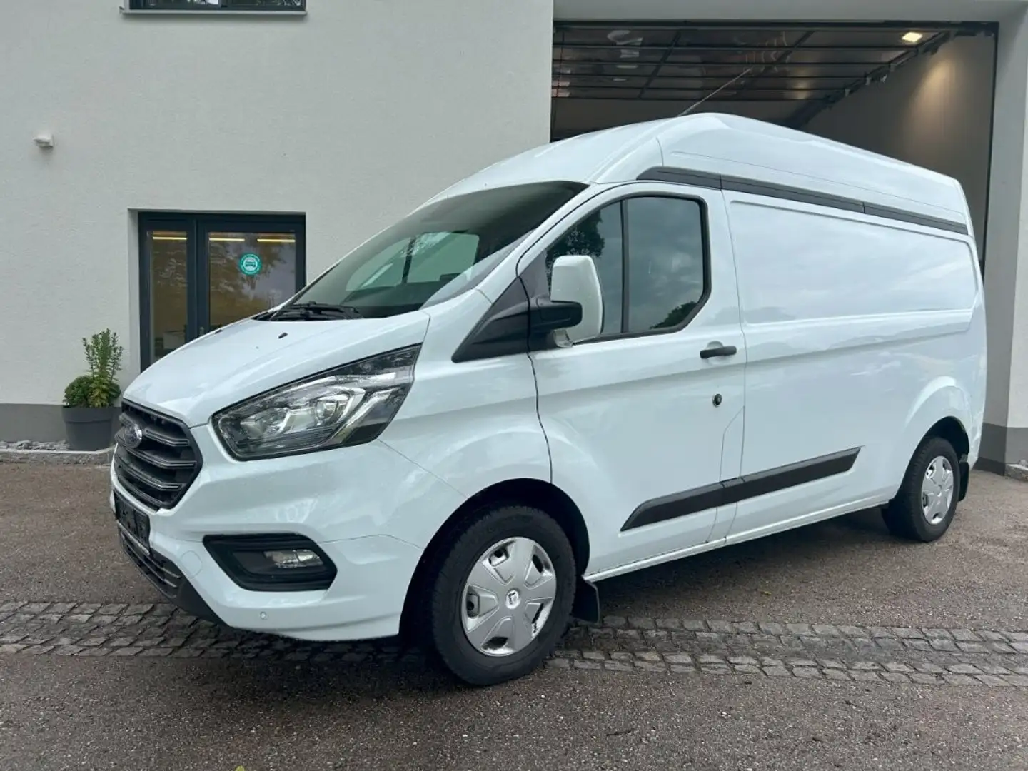 Ford Transit Custom Kasten 2,0 TDCi L2H1 300 Trend Weiß - 1