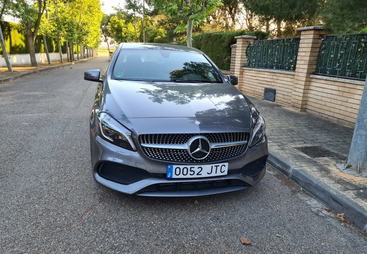 Mercedes-Benz A 200 200CDI BE AMG Sport 7G-DCT - 1
