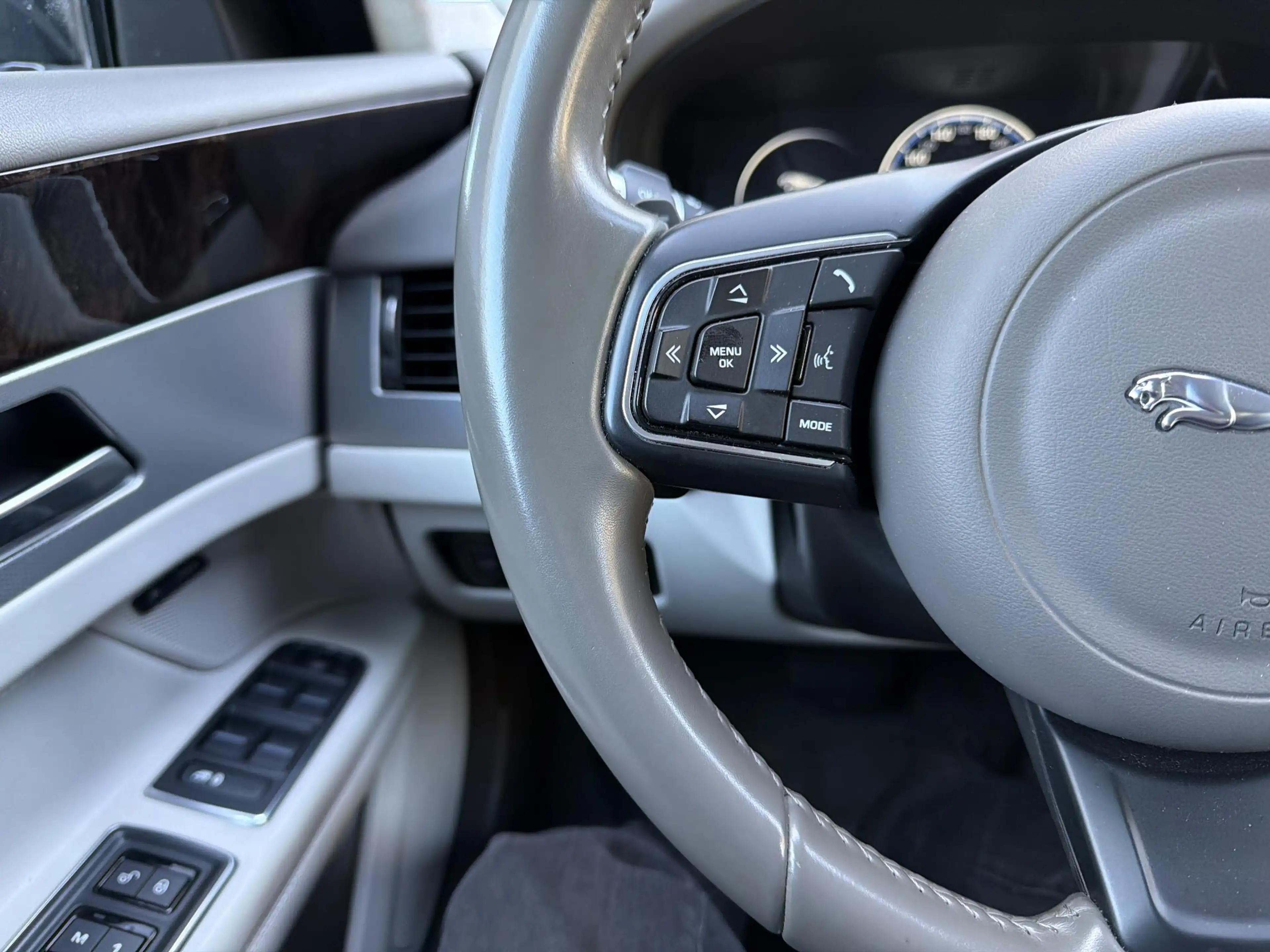 Jaguar XF 2.0d Portfolio | Memory Seat | Leder | Cruise | Cl — photo 10