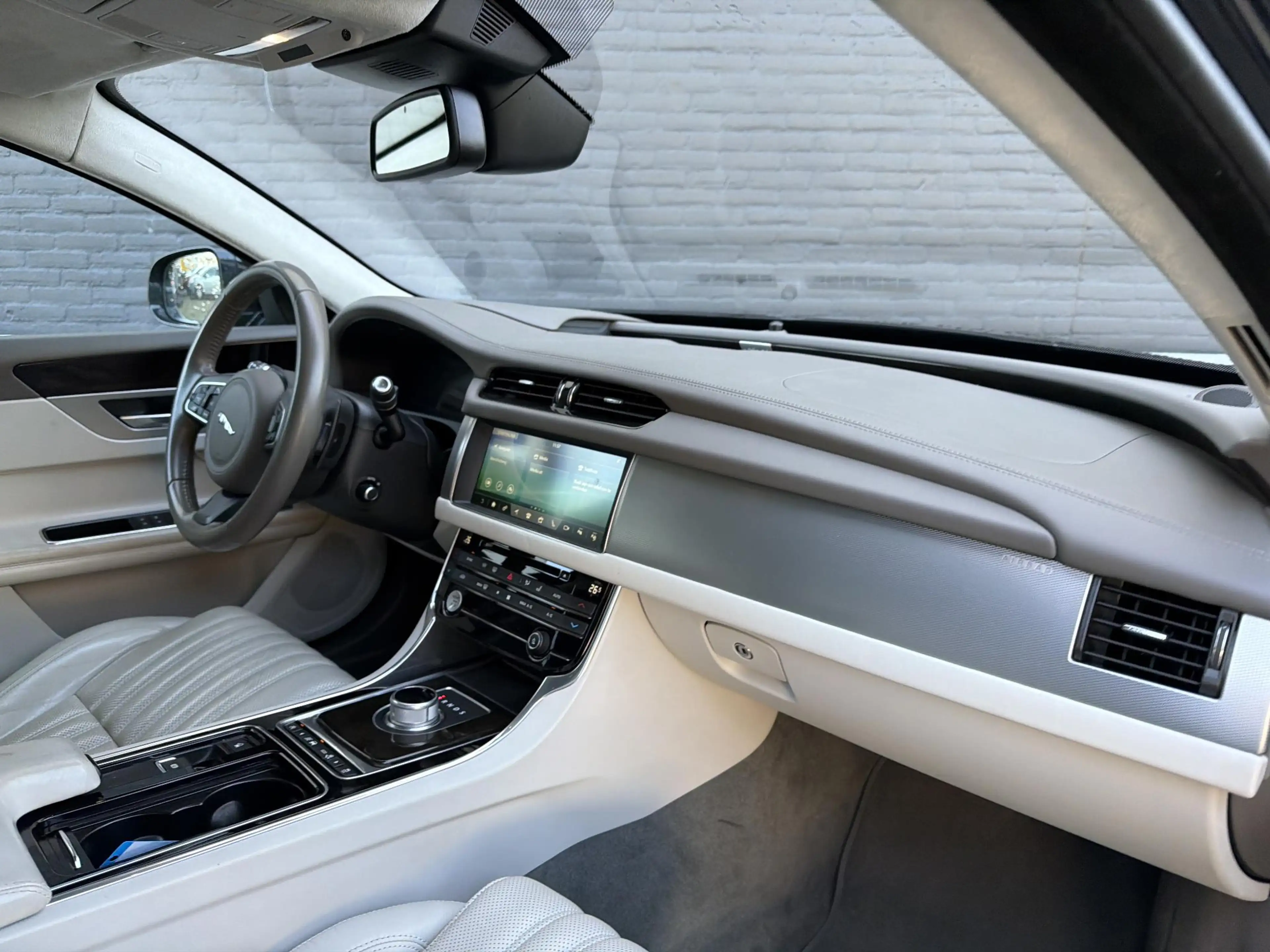Jaguar XF 2.0d Portfolio | Memory Seat | Leder | Cruise | Cl — photo 15