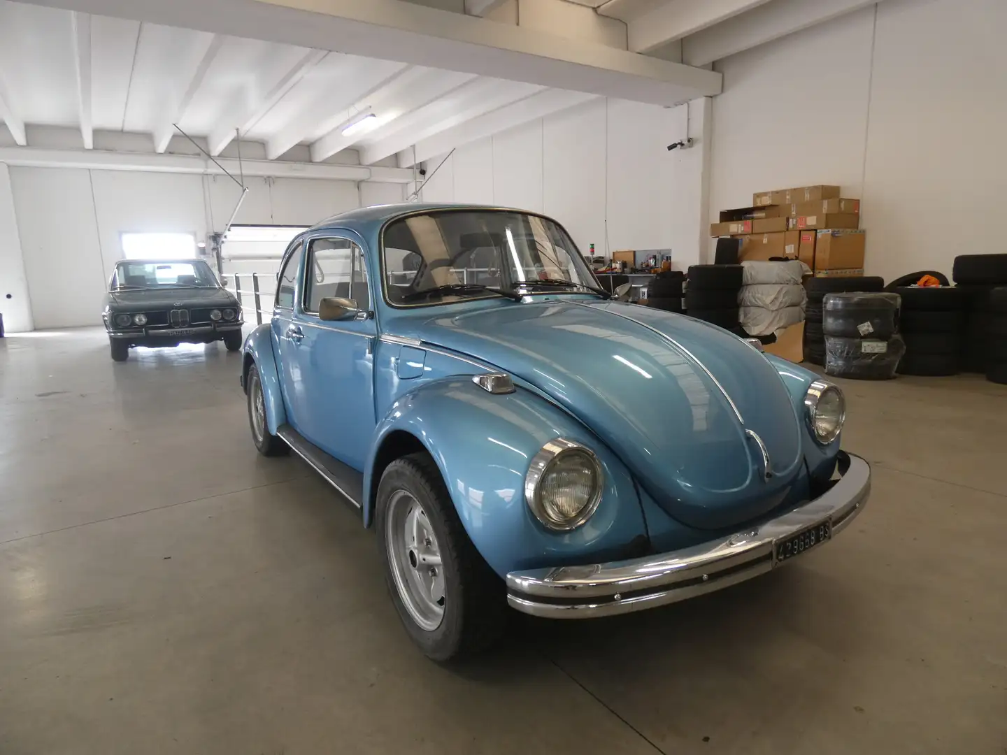 Volkswagen Maggiolino Blue - 1