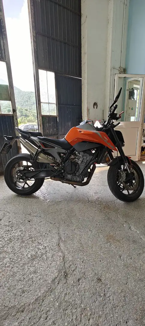 KTM 790 Duke narančasta - 2