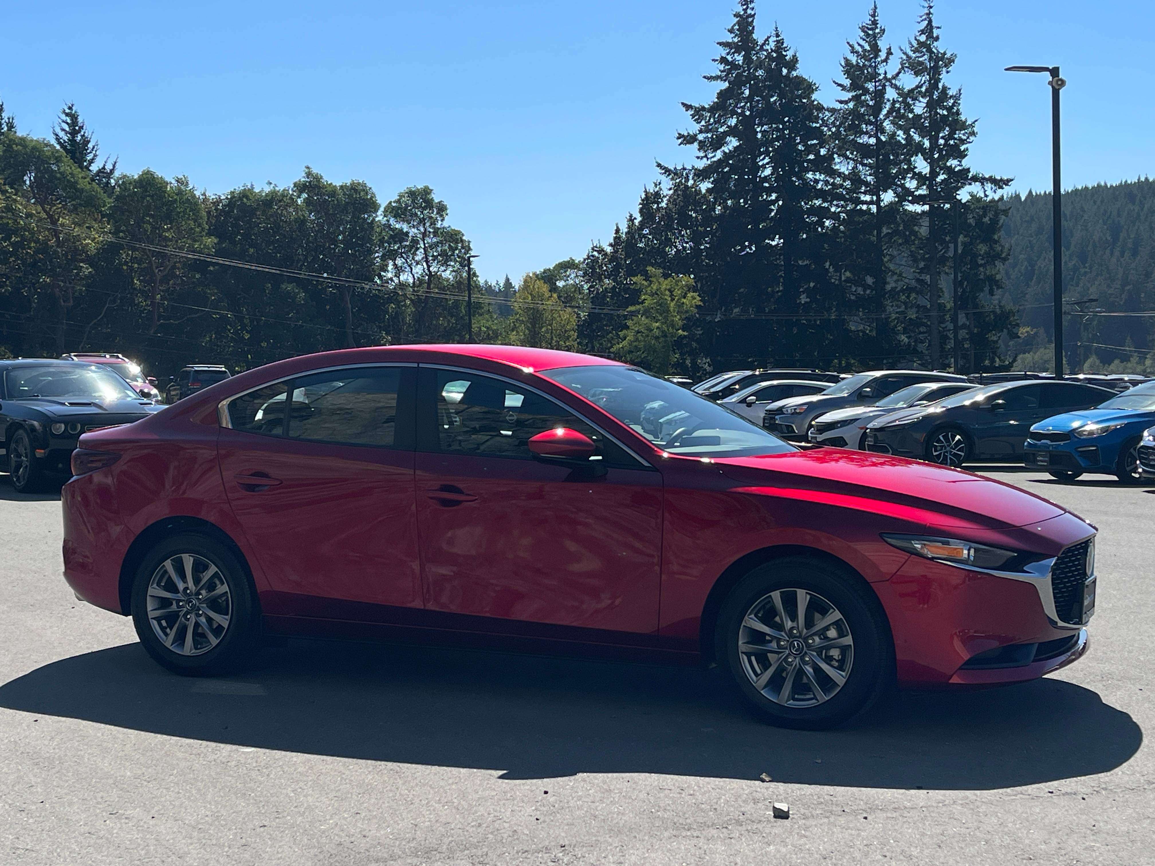 2025 Mazda Mazda3 GS- BC Local, Back-up Camera & Rain Sensing Wipers — снимка 1