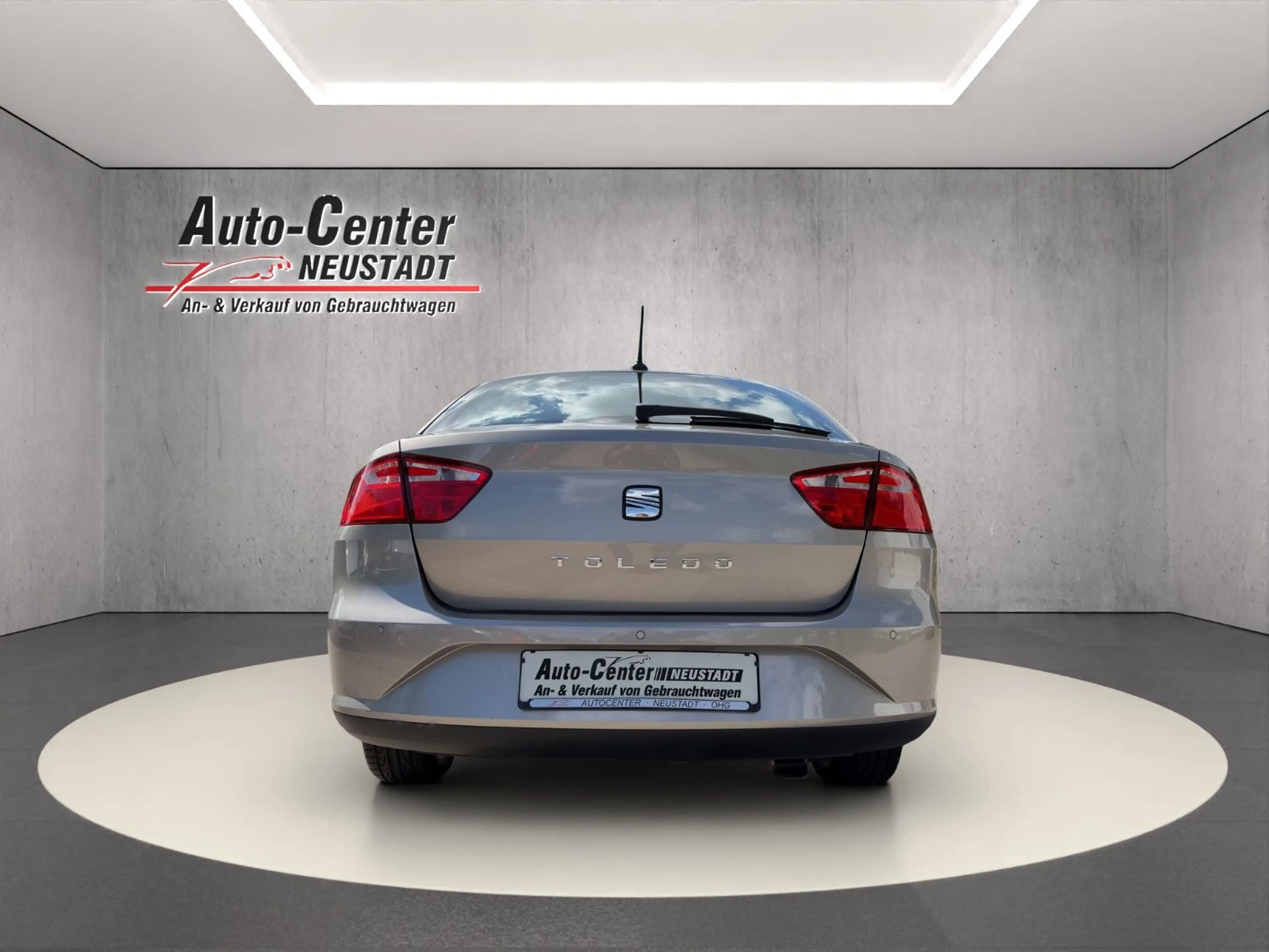 SEAT Toledo Style KLIMAA/NAVI/PDC/BLU — photo 4