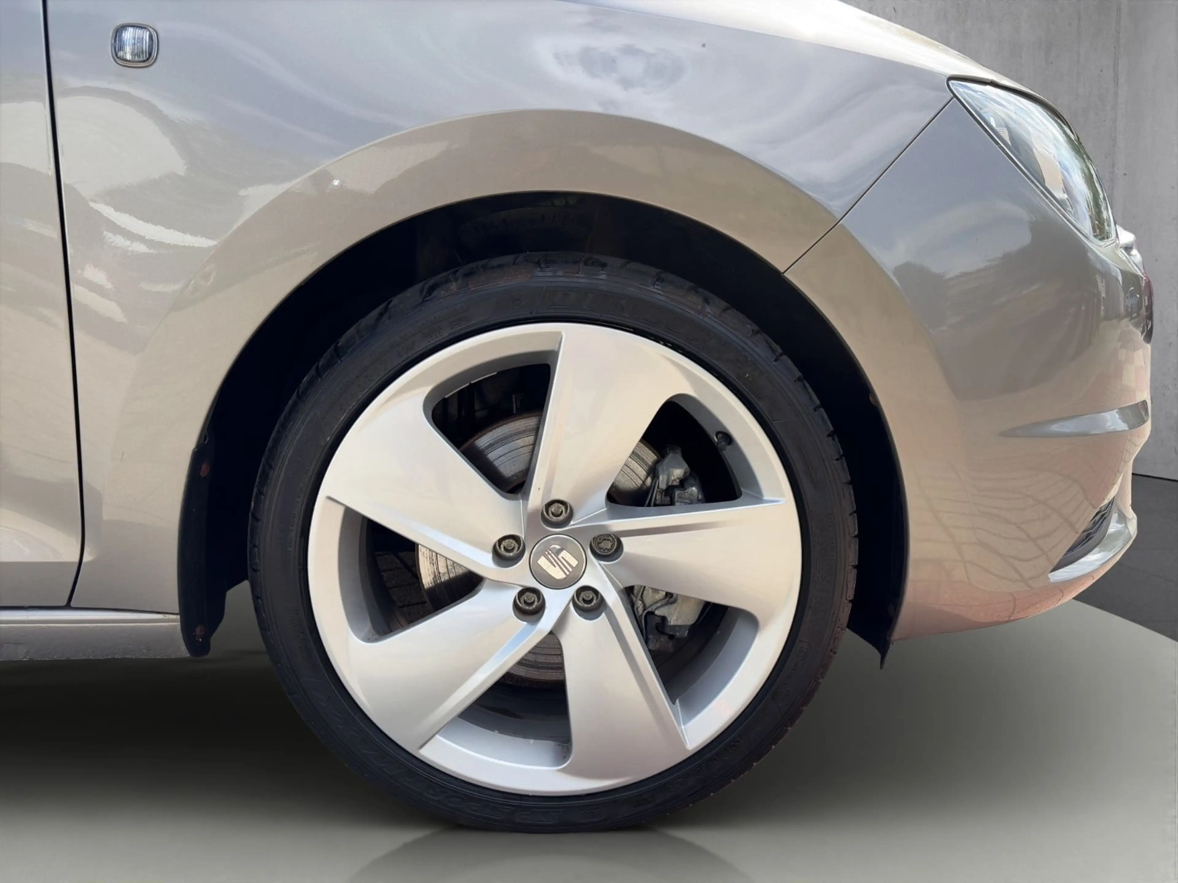 SEAT Toledo Style KLIMAA/NAVI/PDC/BLU — photo 10
