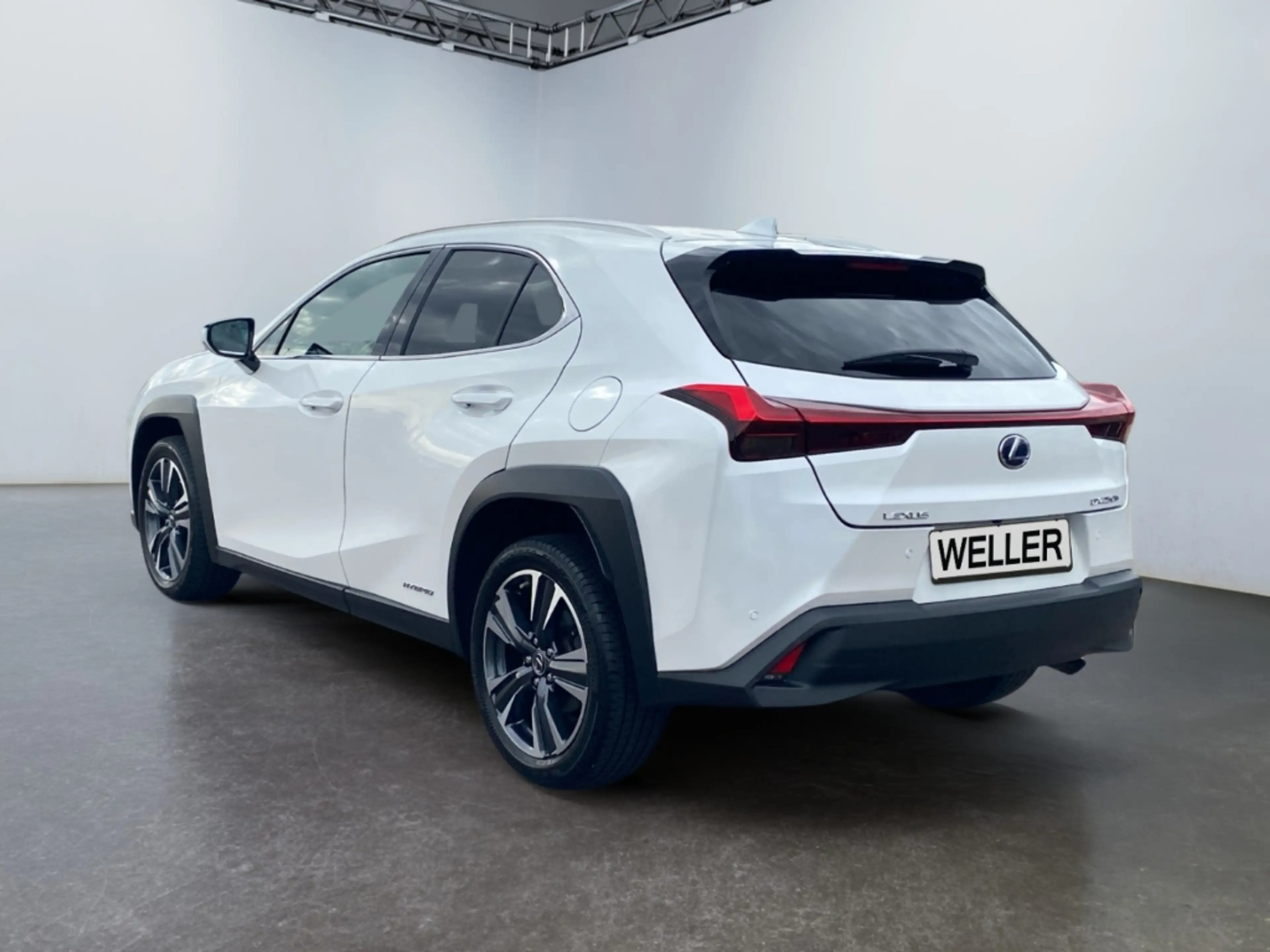 Lexus UX 250h Style Edition *Bi-LED*CAM*SHZ*CarPlay*PDC* — photo 7