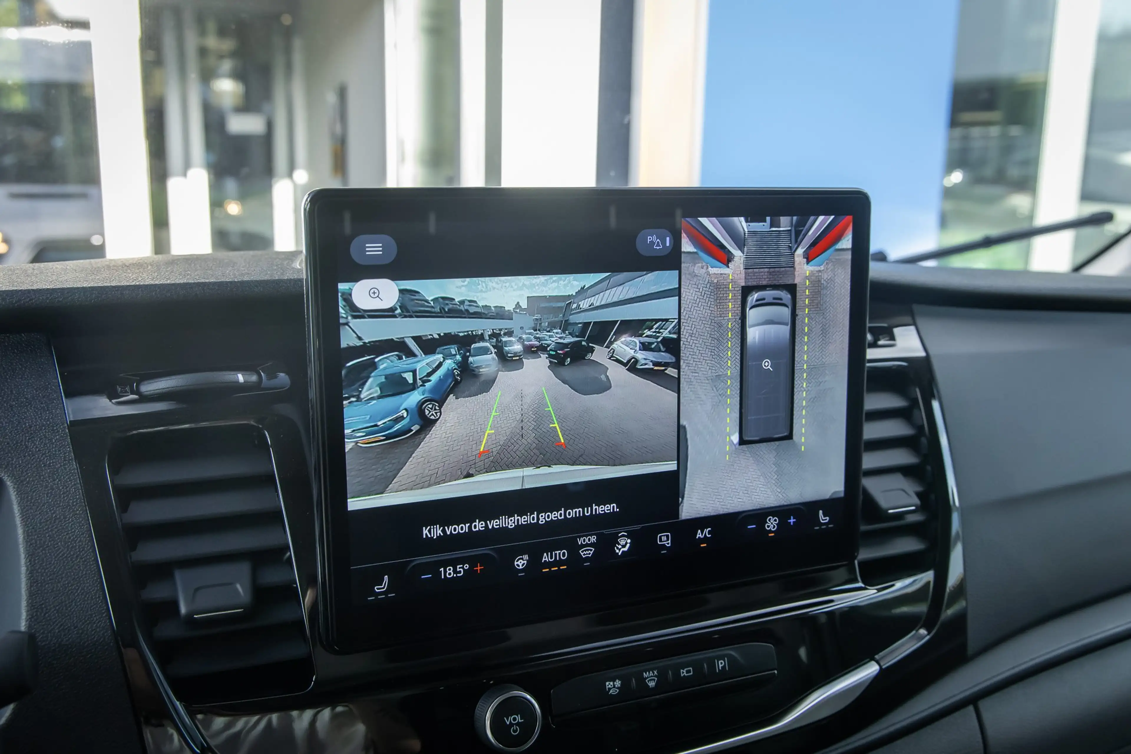 Ford E-Transit 350 L3H2 Trend 68 kWh | Apple Carplay/Android Auto — photo 39