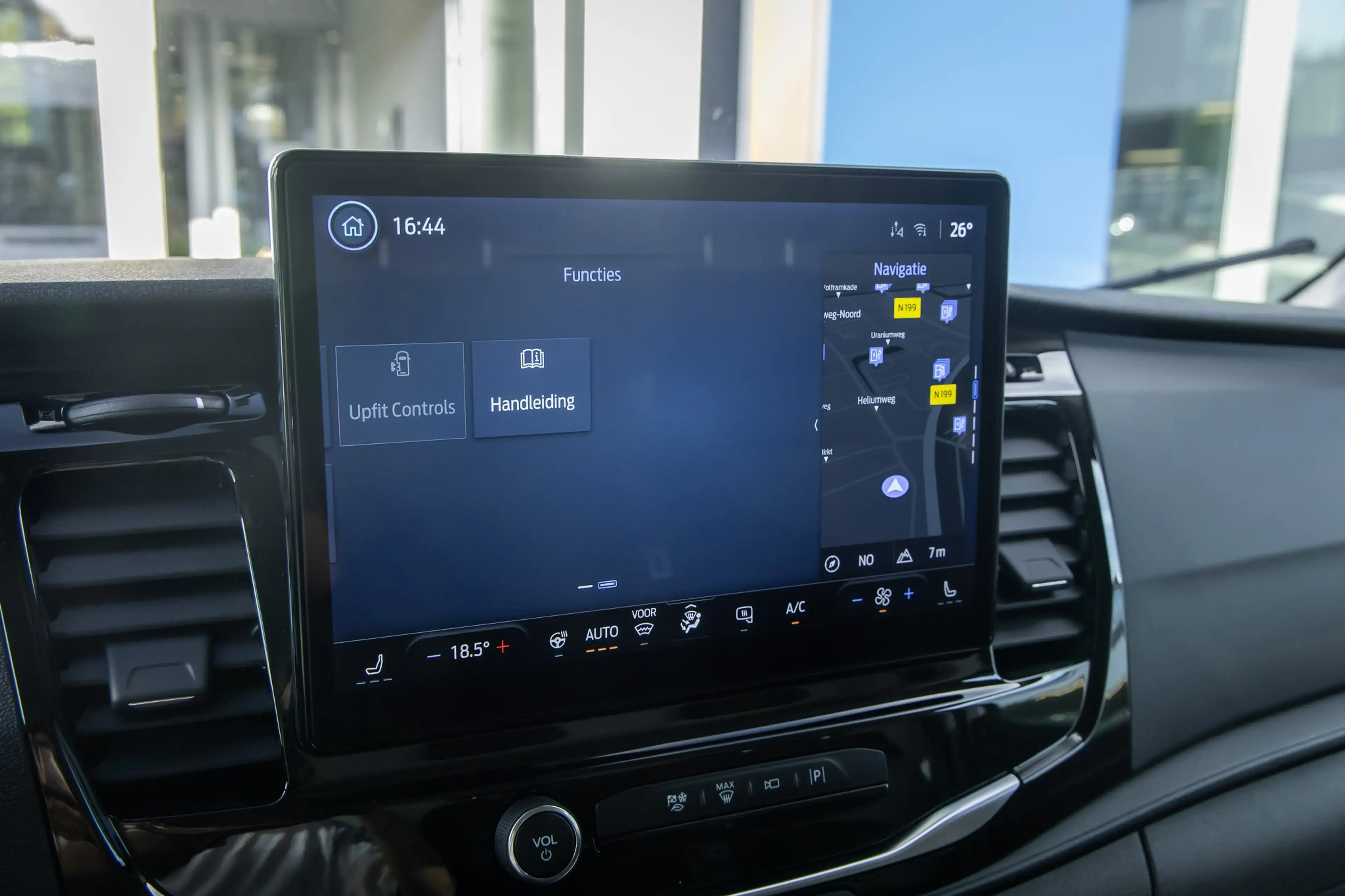 Ford E-Transit 350 L3H2 Trend 68 kWh | Apple Carplay/Android Auto — photo 35