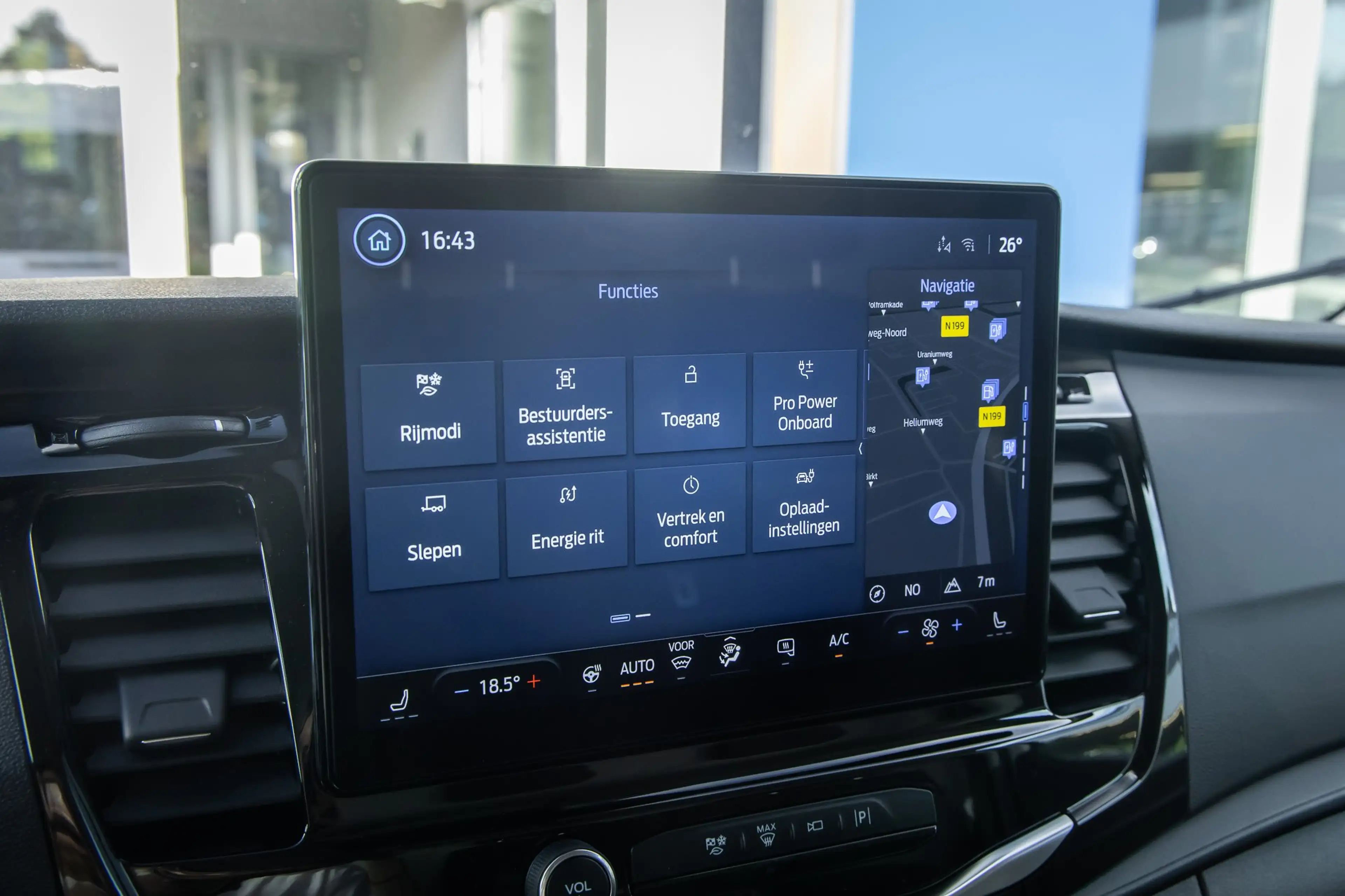 Ford E-Transit 350 L3H2 Trend 68 kWh | Apple Carplay/Android Auto — photo 31