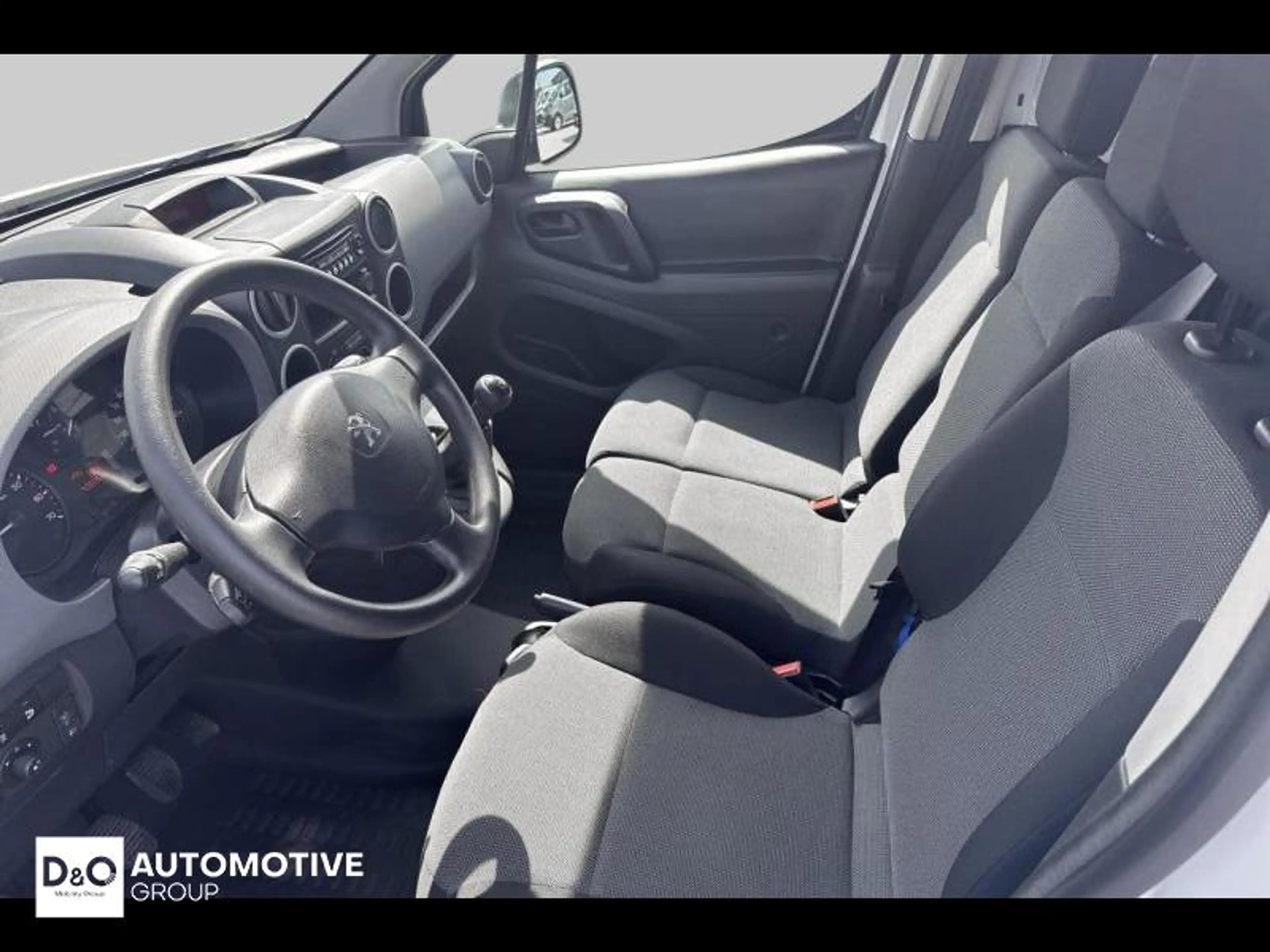 Peugeot Partner L1 | airco | bluetooth | — photo 11