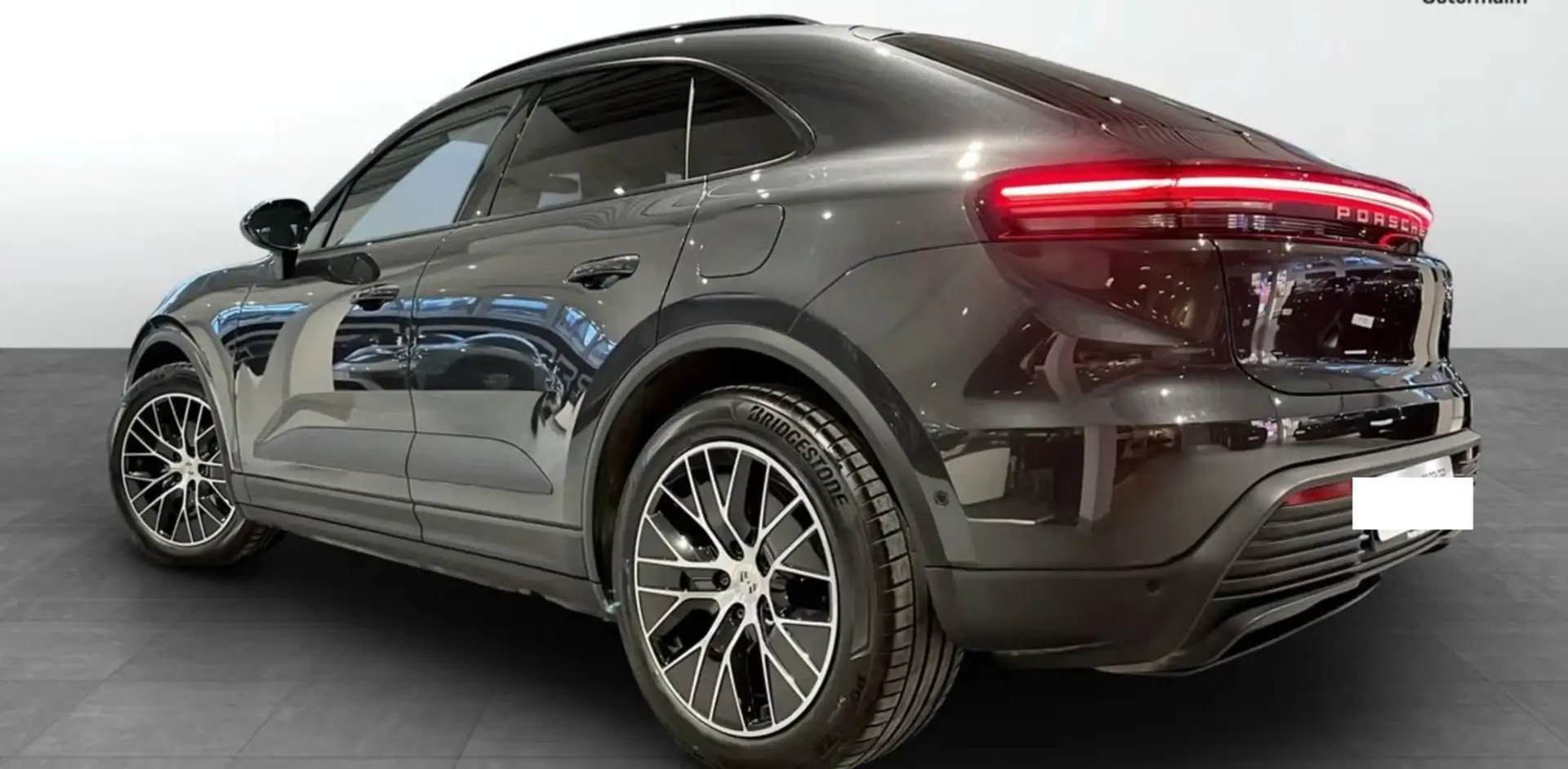 Porsche Macan Electric Grau - 2