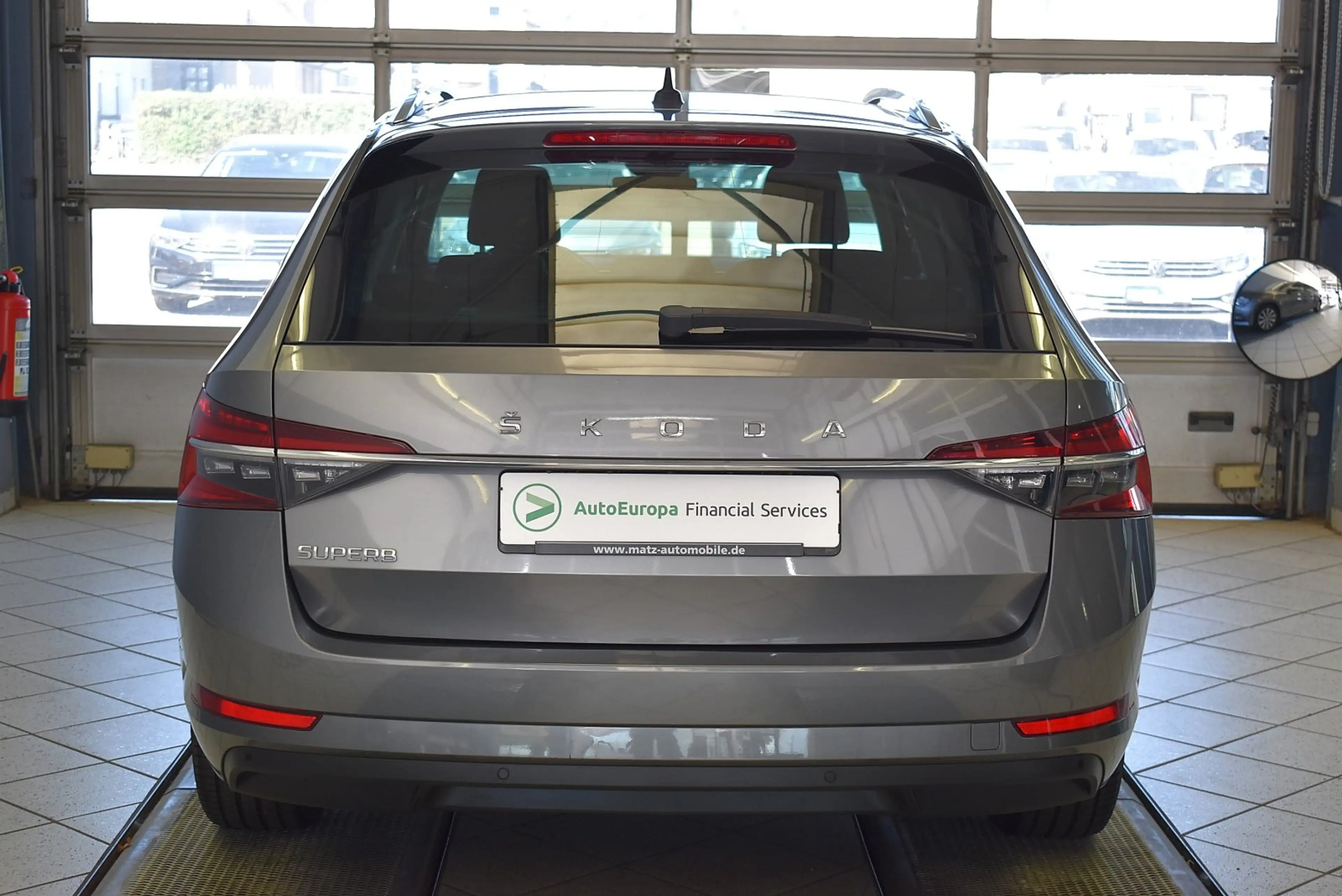Skoda Superb Combi 2.0 TDI Style DSG*AHK*PDC*LED — photo 5