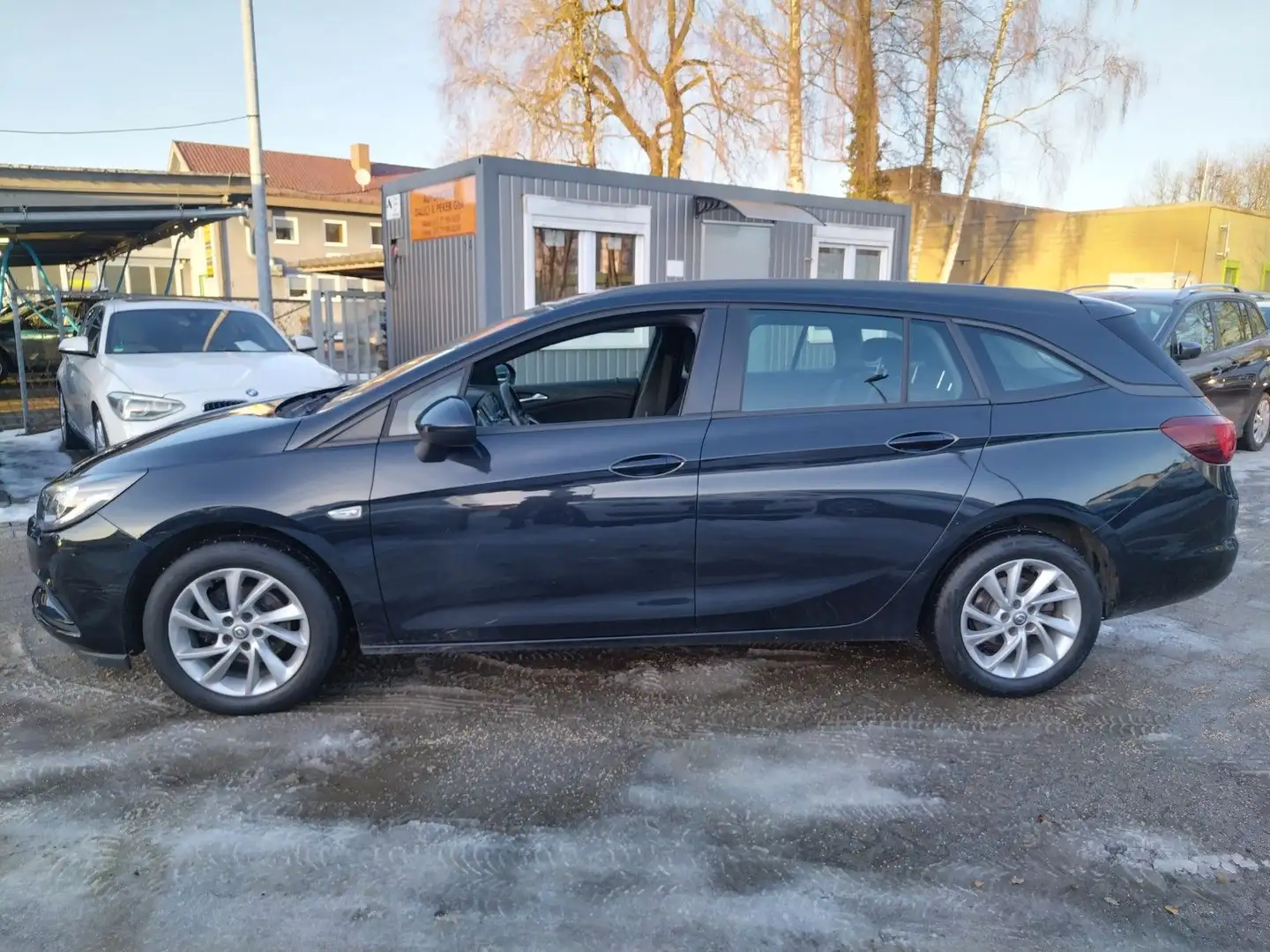 Opel Astra K Sports Tourer Edition Start/Stop+KLIMA Schwarz - 1
