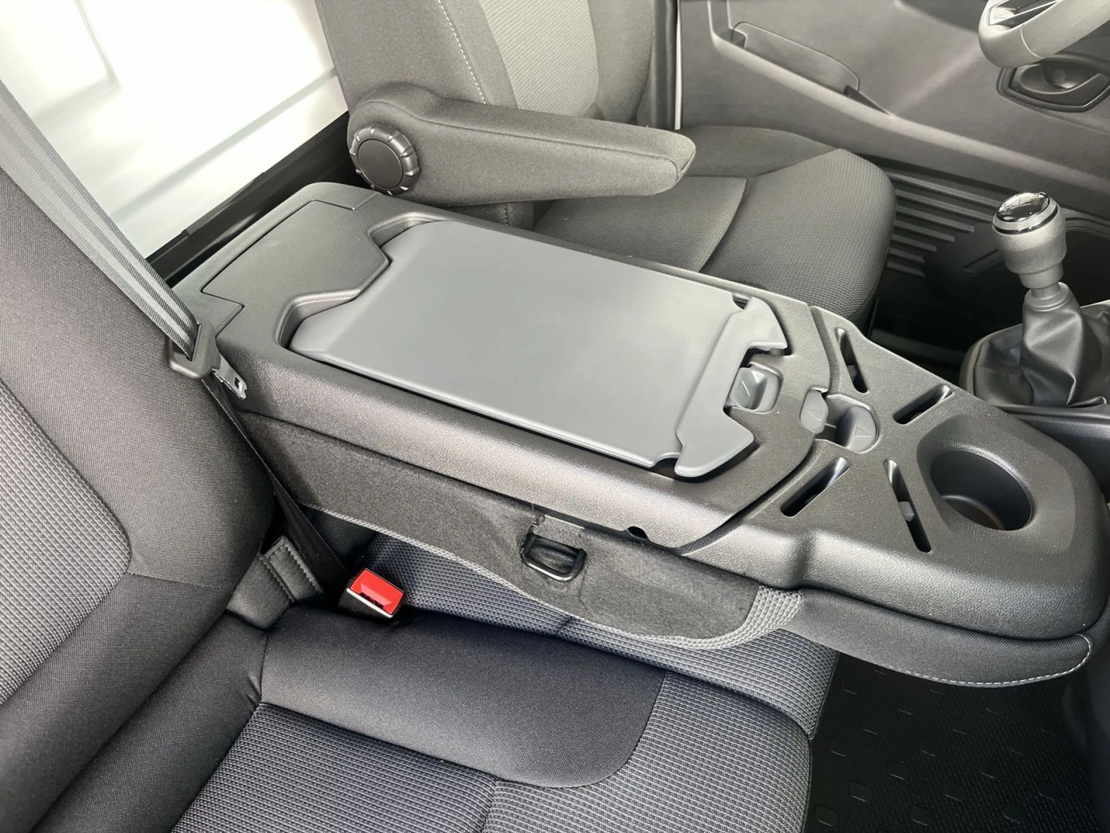 Renault Trafic 3.1t dCi 130 L2H1 | Kamera |Navi Business — photo 12