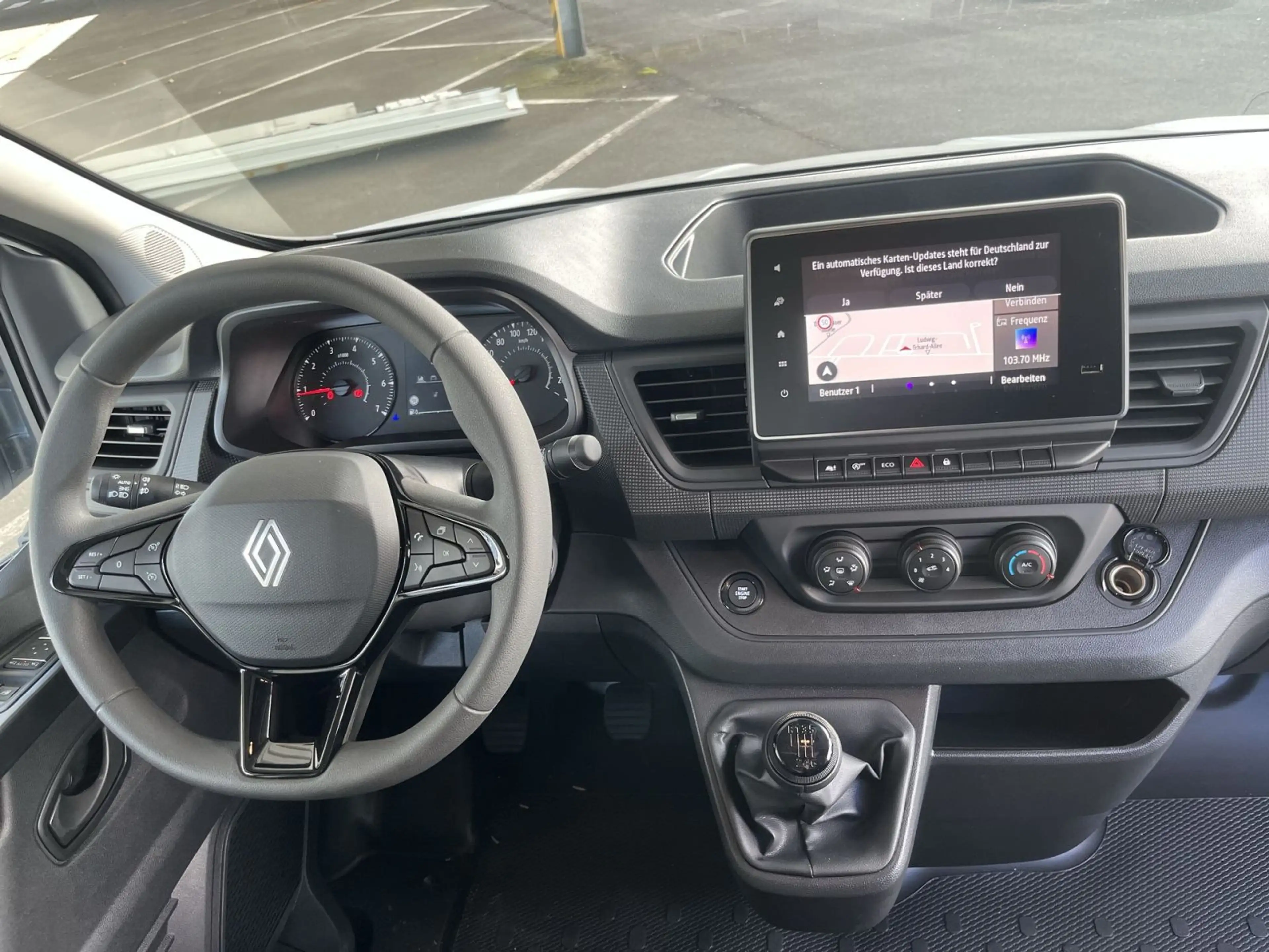 Renault Trafic 3.1t dCi 130 L2H1 | Kamera |Navi Business — photo 14
