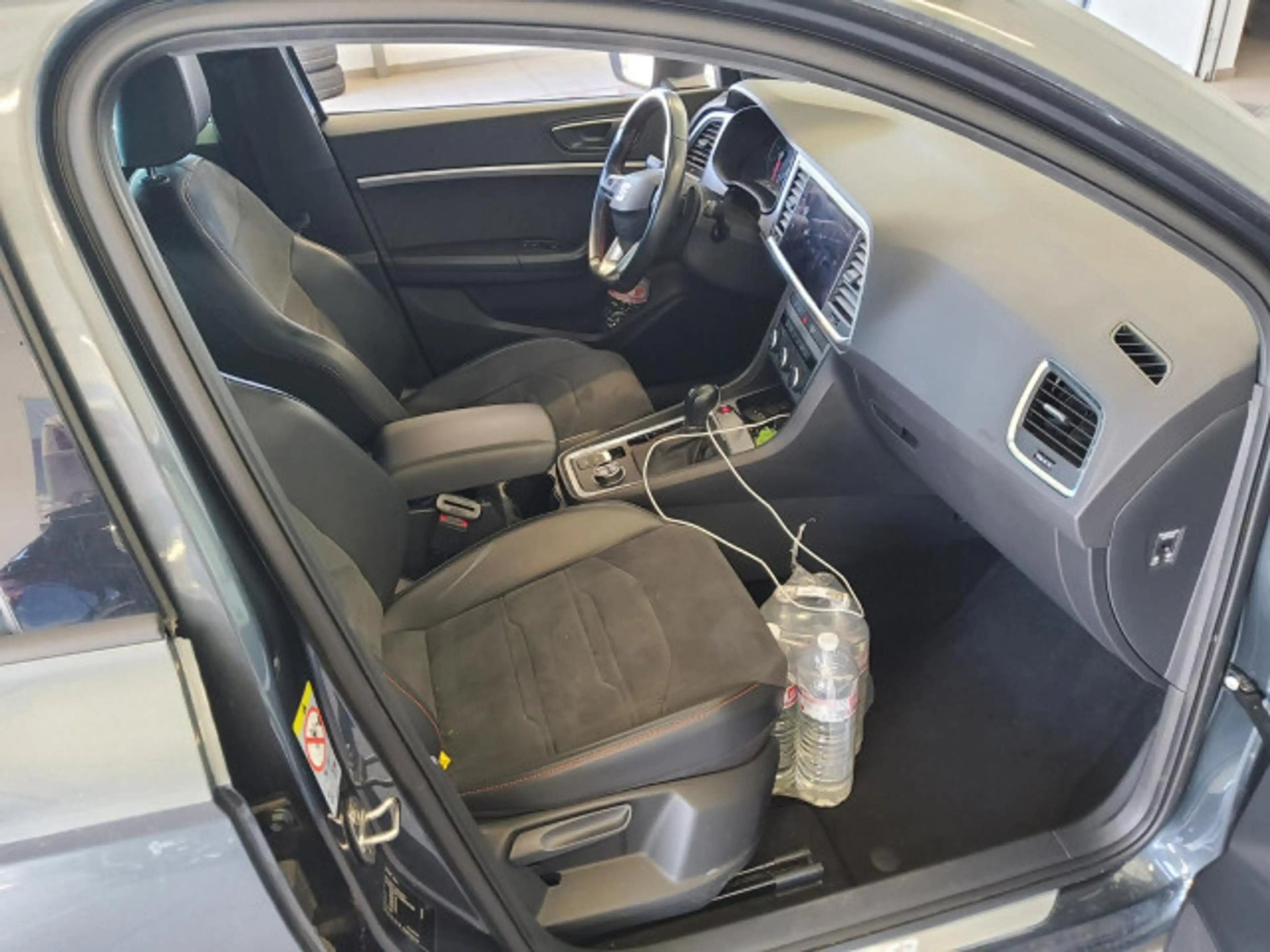 SEAT Ateca FR 2.0TSI 4Drive DSG Navi RFK PANO Stdhzg — photo 6