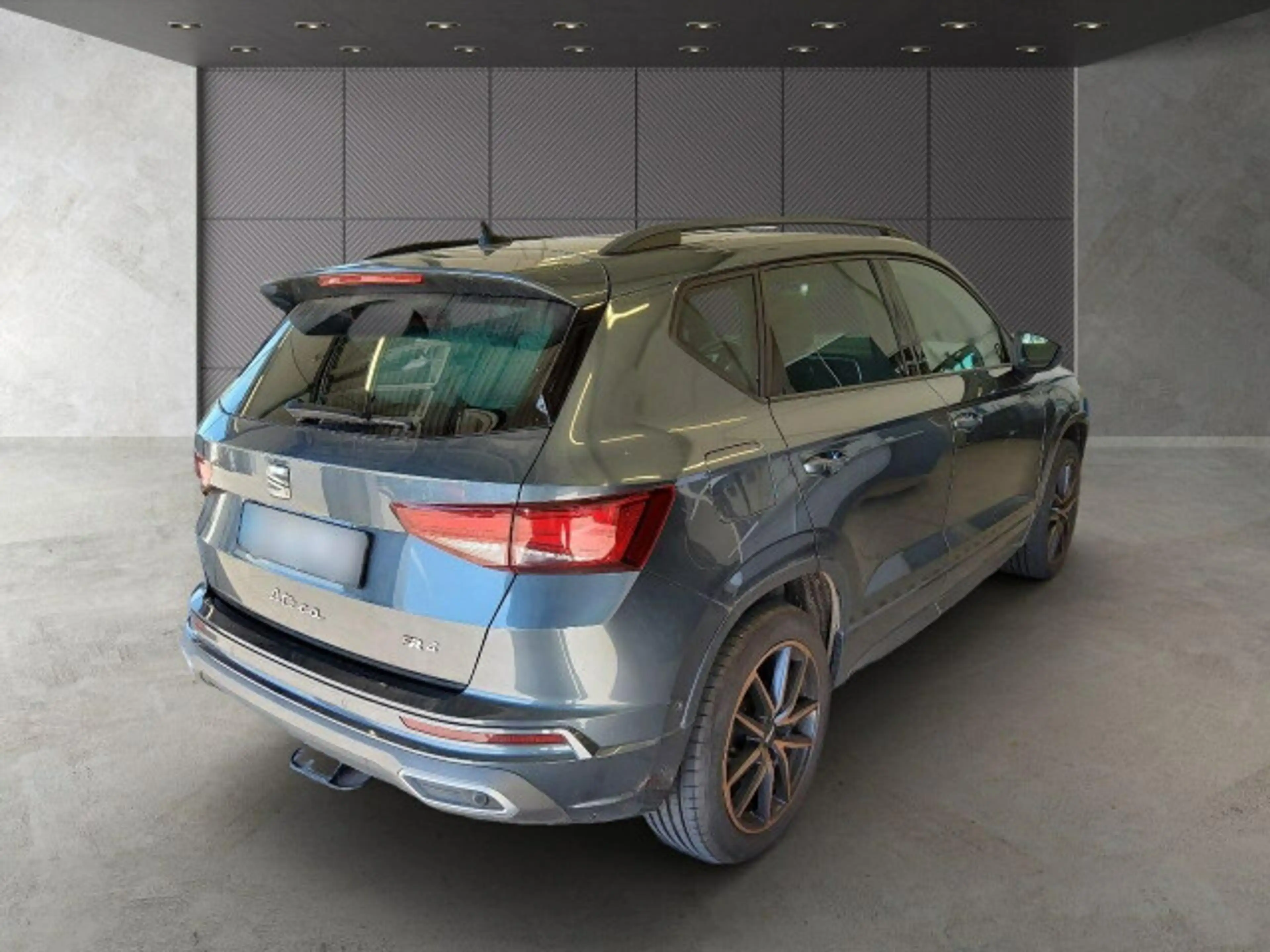 SEAT Ateca FR 2.0TSI 4Drive DSG Navi RFK PANO Stdhzg — photo 4