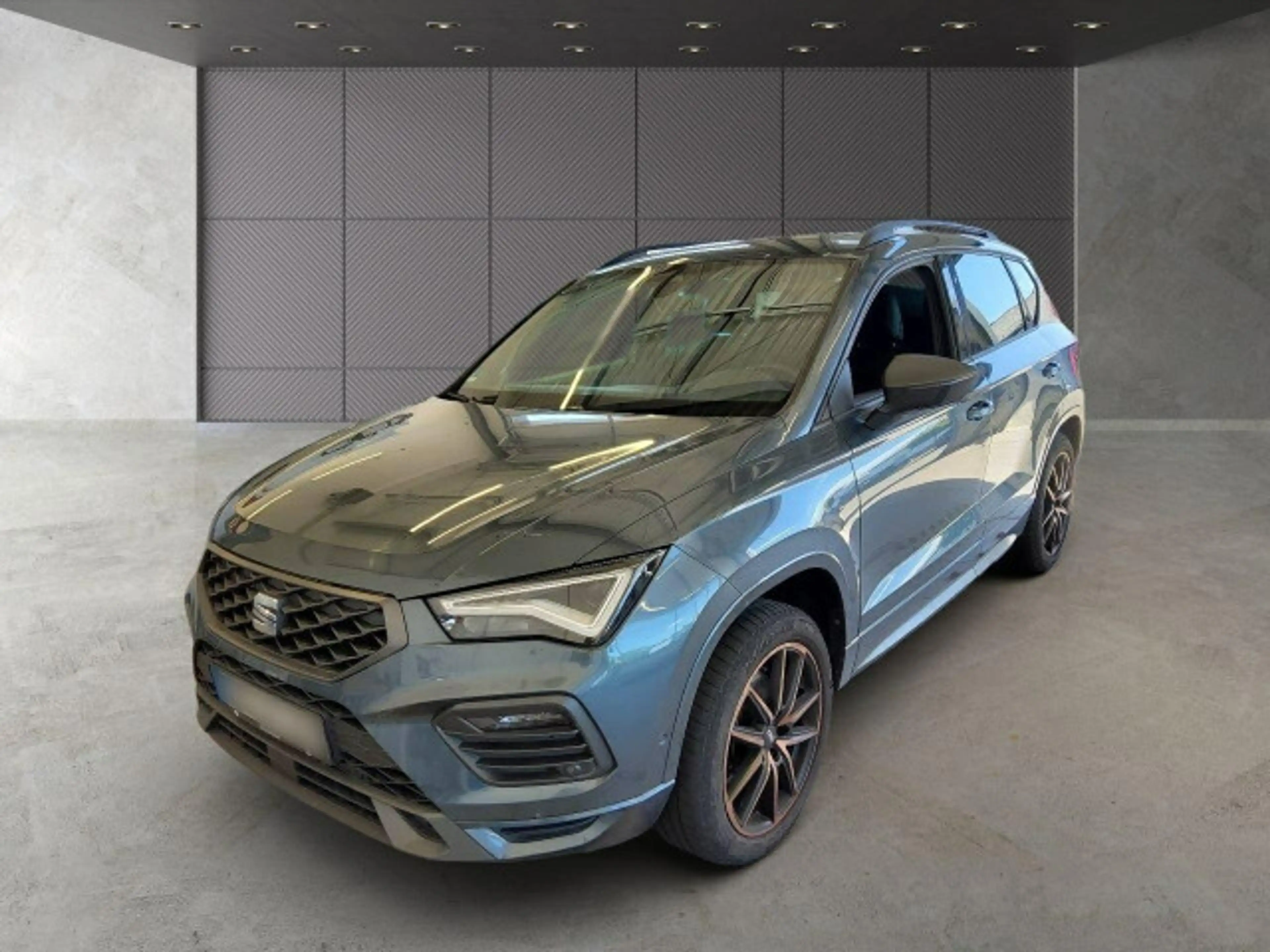 SEAT Ateca FR 2.0TSI 4Drive DSG Navi RFK PANO Stdhzg — photo 2